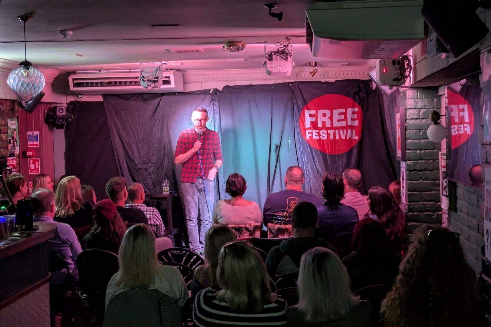 Andy Gleeks: Belfast comedian wins funniest one-liner at Edinburgh ...