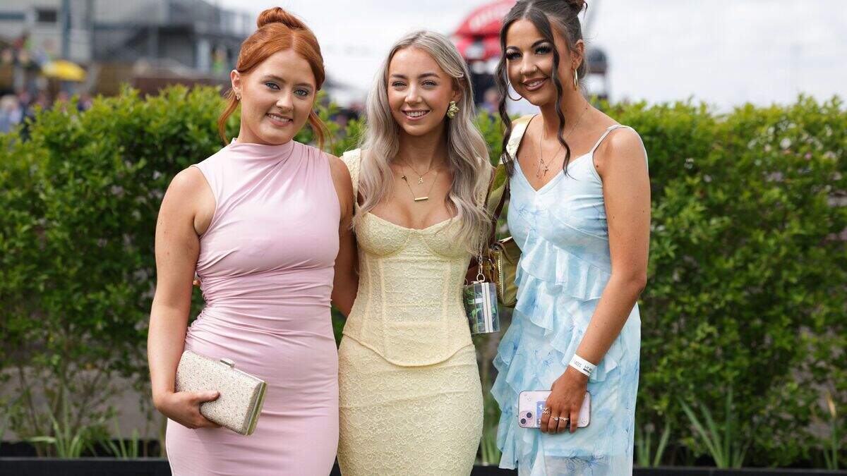 Down Royal racegoers bask in sunshine as warm weather set to continue ...