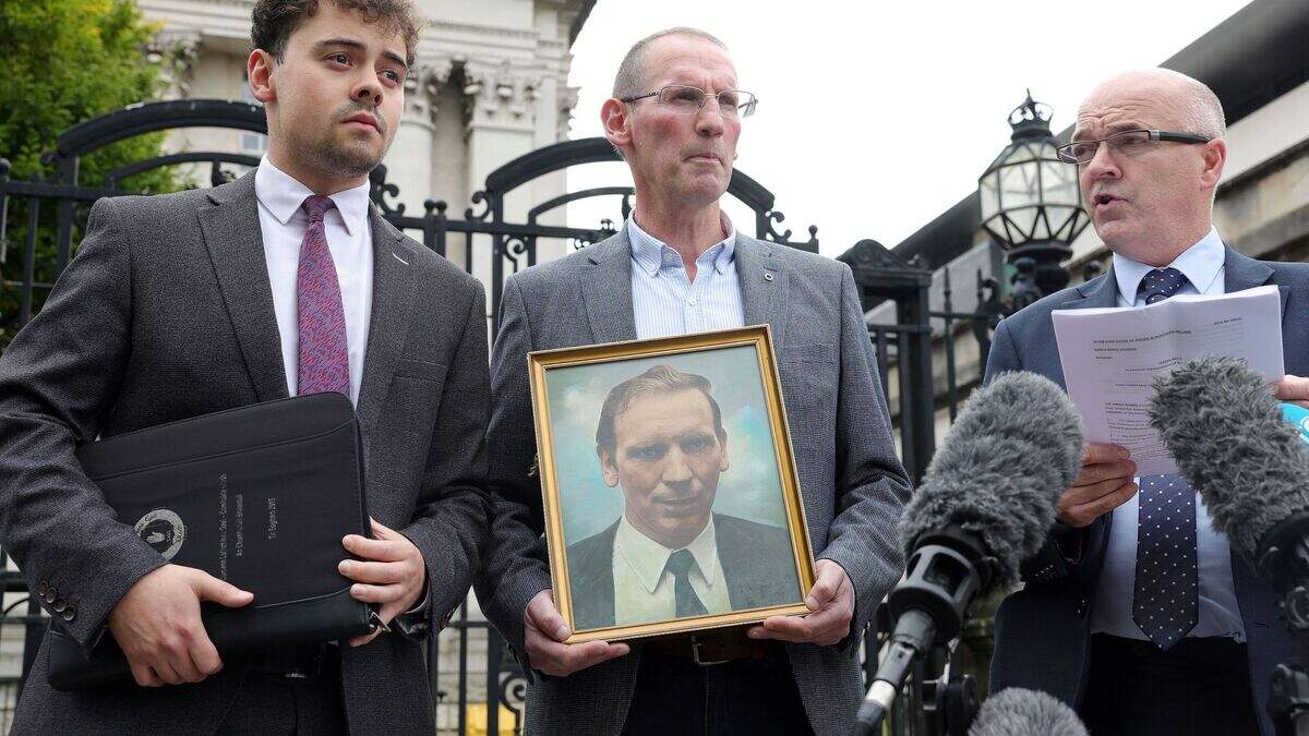 Patsy Kelly: PSNI issues formal High Court apology to family of ...