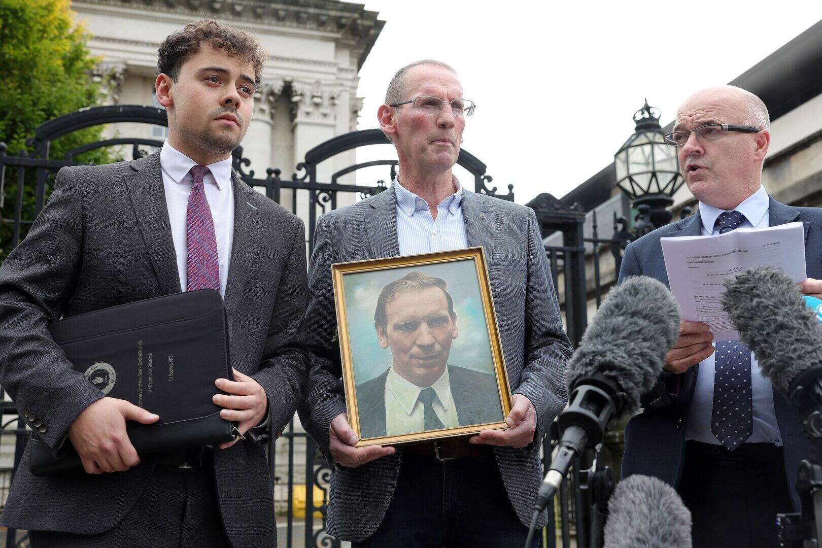 Patsy Kelly: PSNI issues formal High Court apology to family of ...