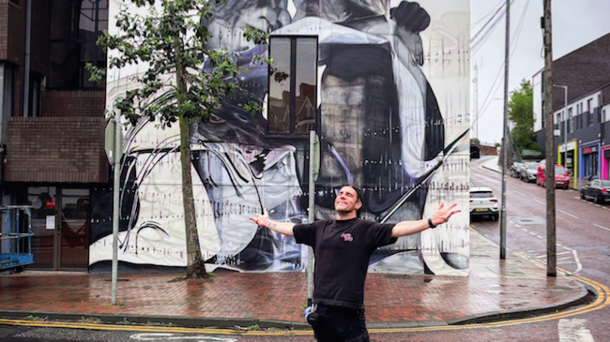 New Snow Patrol mural in Bangor hailed as tourist draw