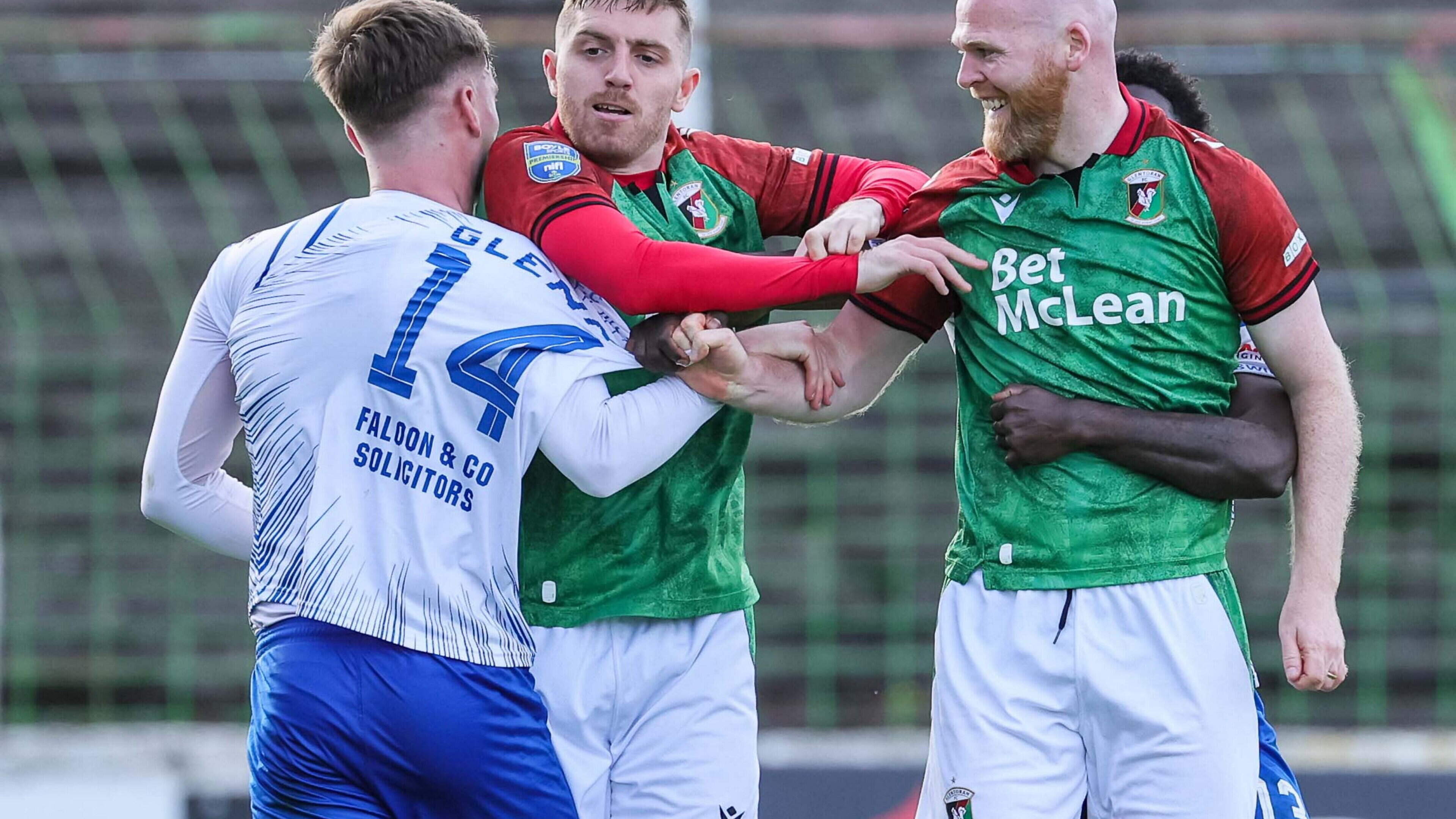 Glentoran aim to extend winning run at Portadown