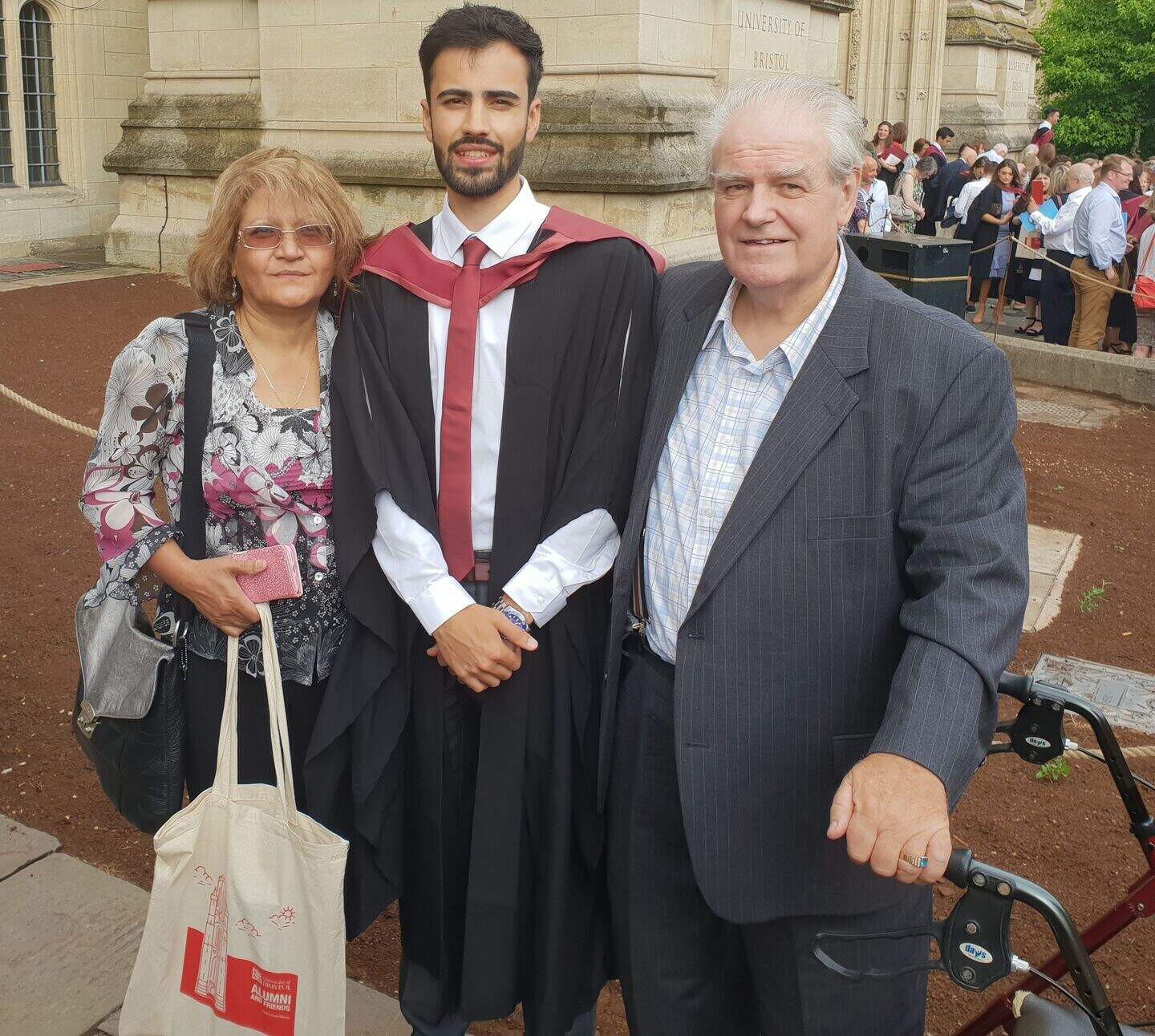 Student starting cardiac treatments PhD after vow over father’s heart ...
