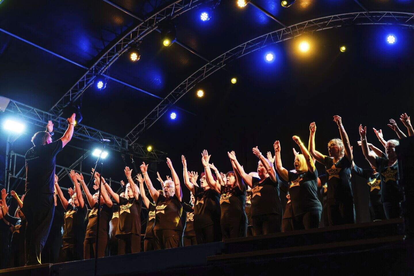 Northern Ireland’s weekend – exhibitions, blues and a rock choir ...
