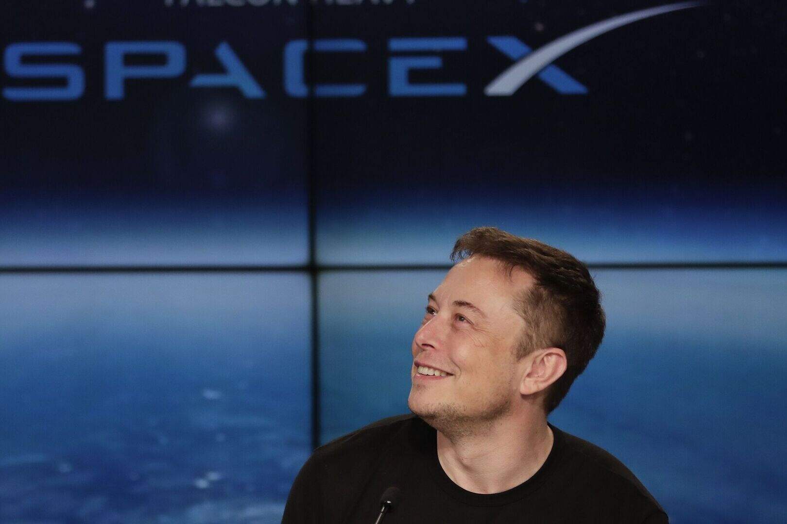 SpaceX to announce private moon flight passenger | Belfast Telegraph