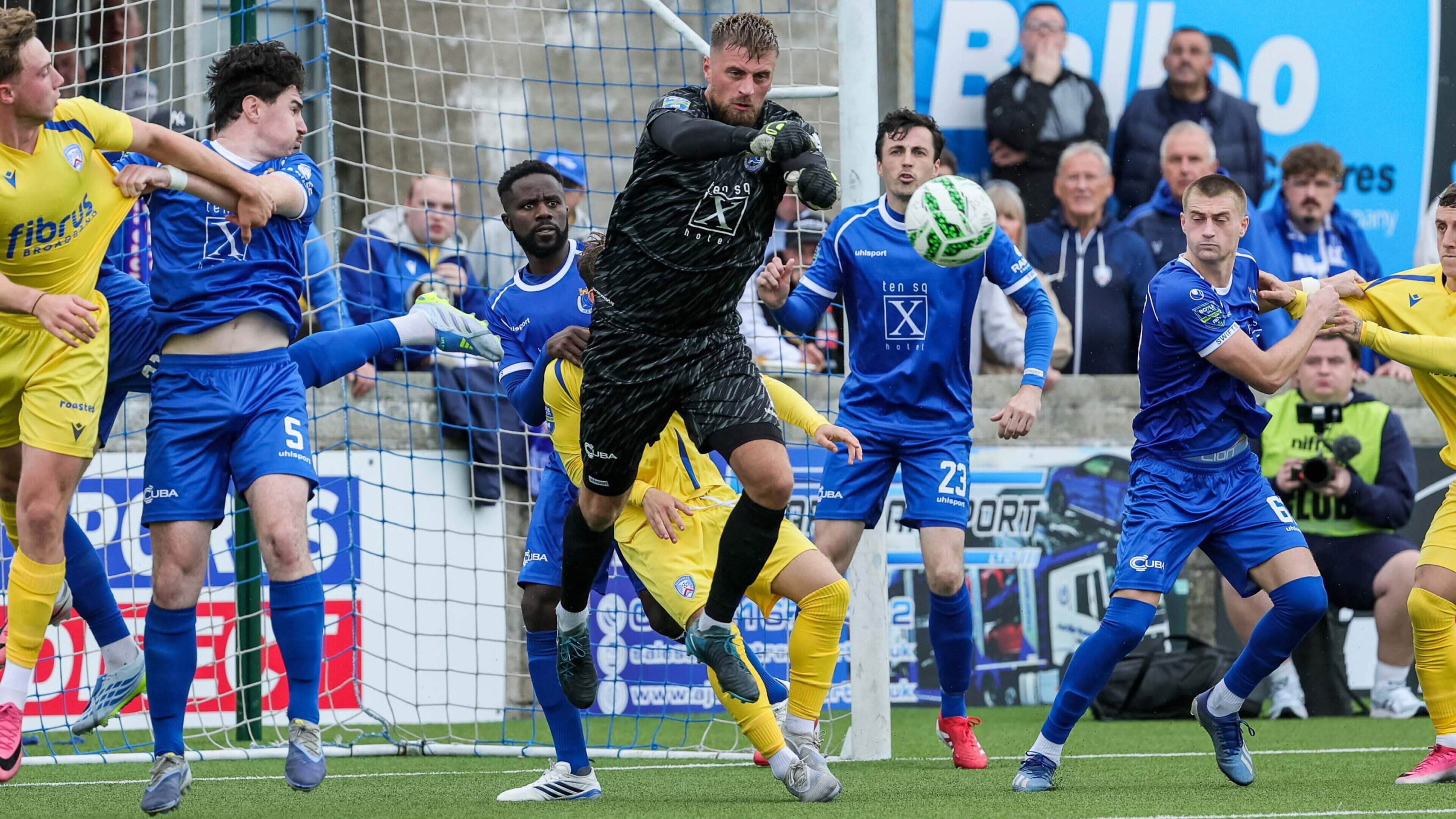 Dungannon Swifts’ Declan Dunne has been in top form this season © David Maginnis/Pacemaker Press