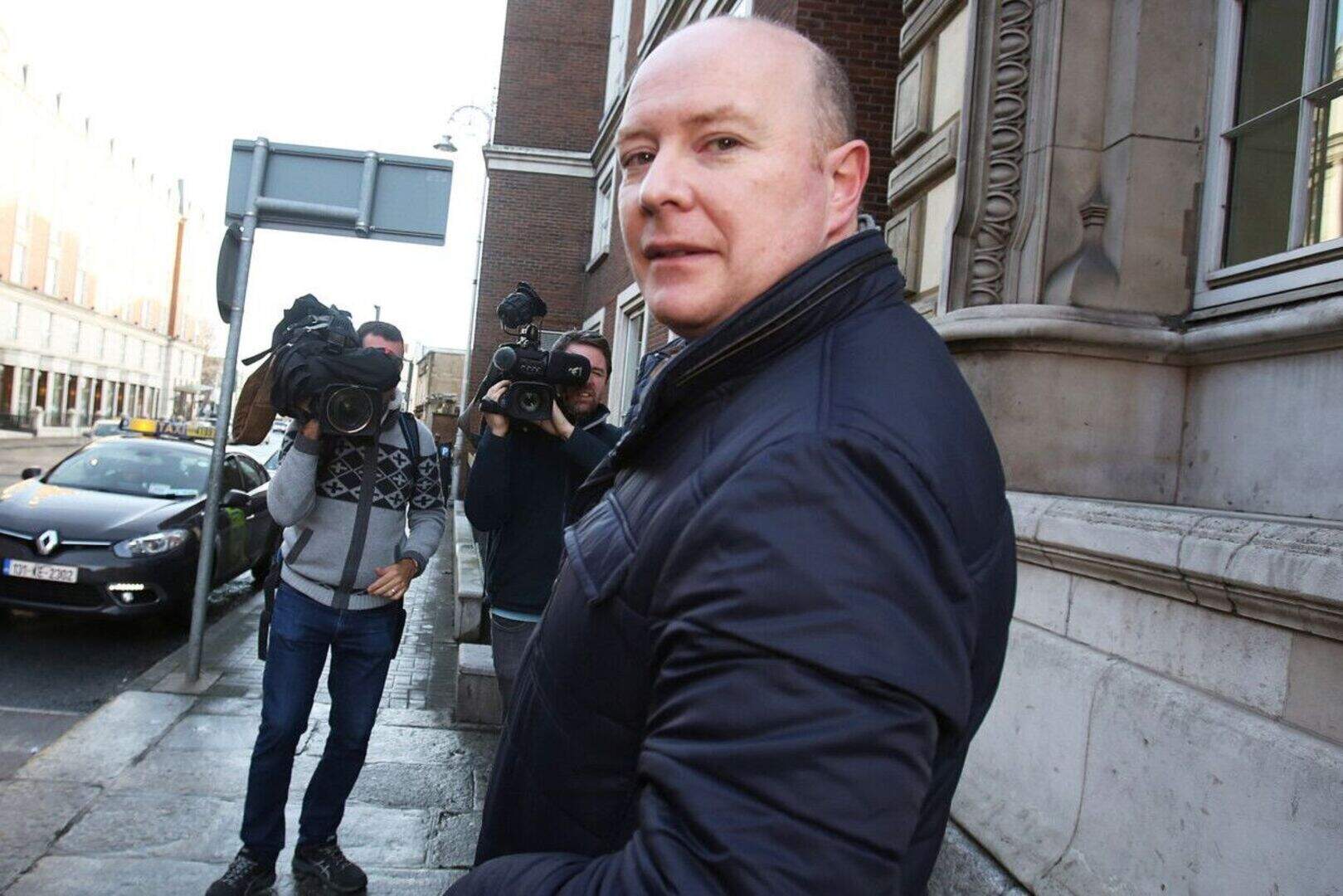 Garda boss apologises to the family of prison officer murdered by the ...