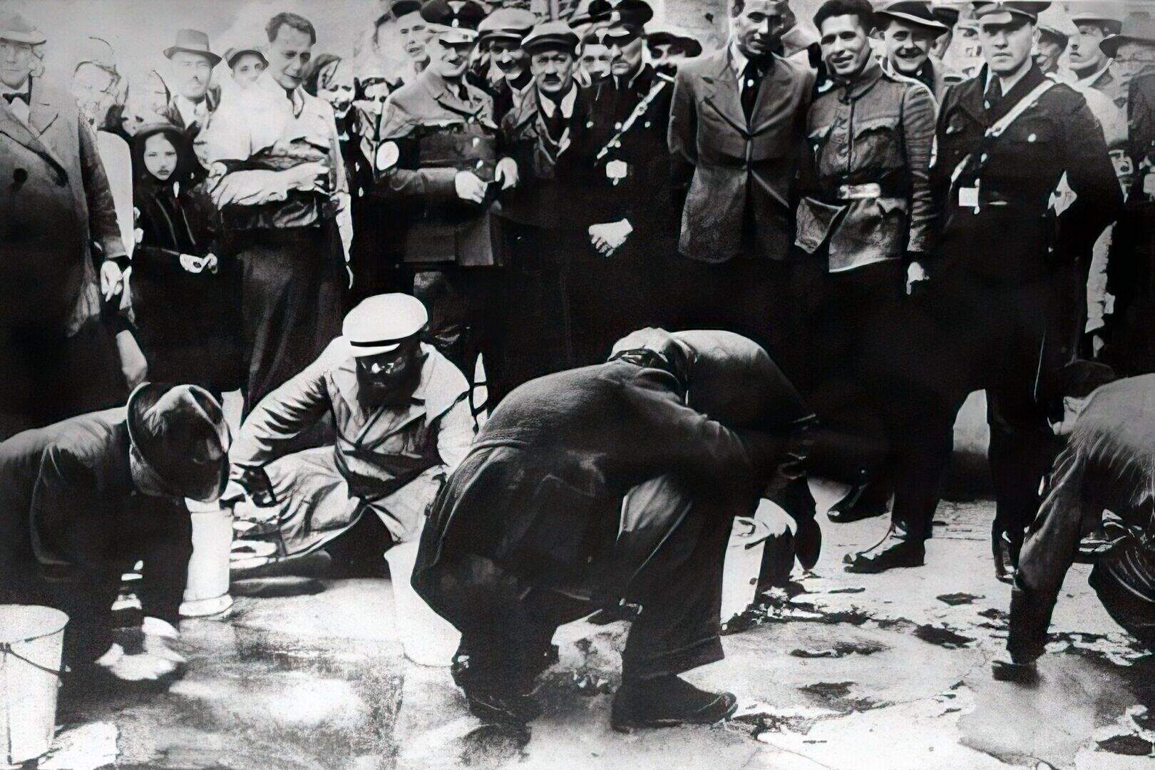 The Saved and the Spurned: Northern Ireland, Vienna and the Holocaust ...
