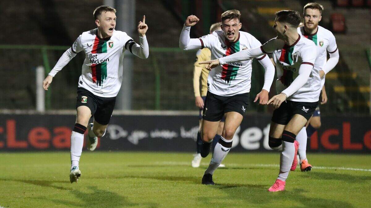 Irish League: Glentoran defender James Singleton insists Declan Devine ...