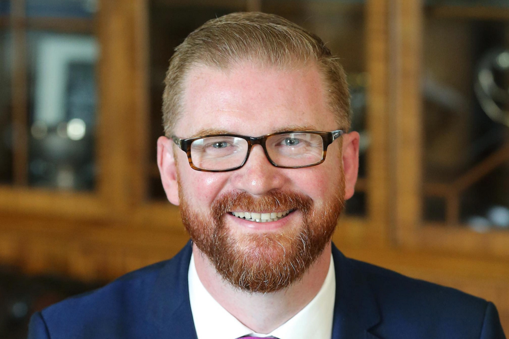 RHI scandal: DUP's Simon Hamilton fails to turn up for committee ...