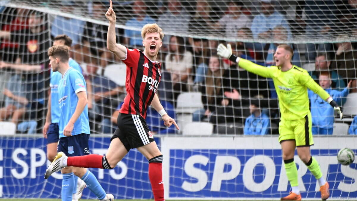 Crusaders chief salutes ‘brave’ referee after last-gasp Ballymena United leveller is ruled out