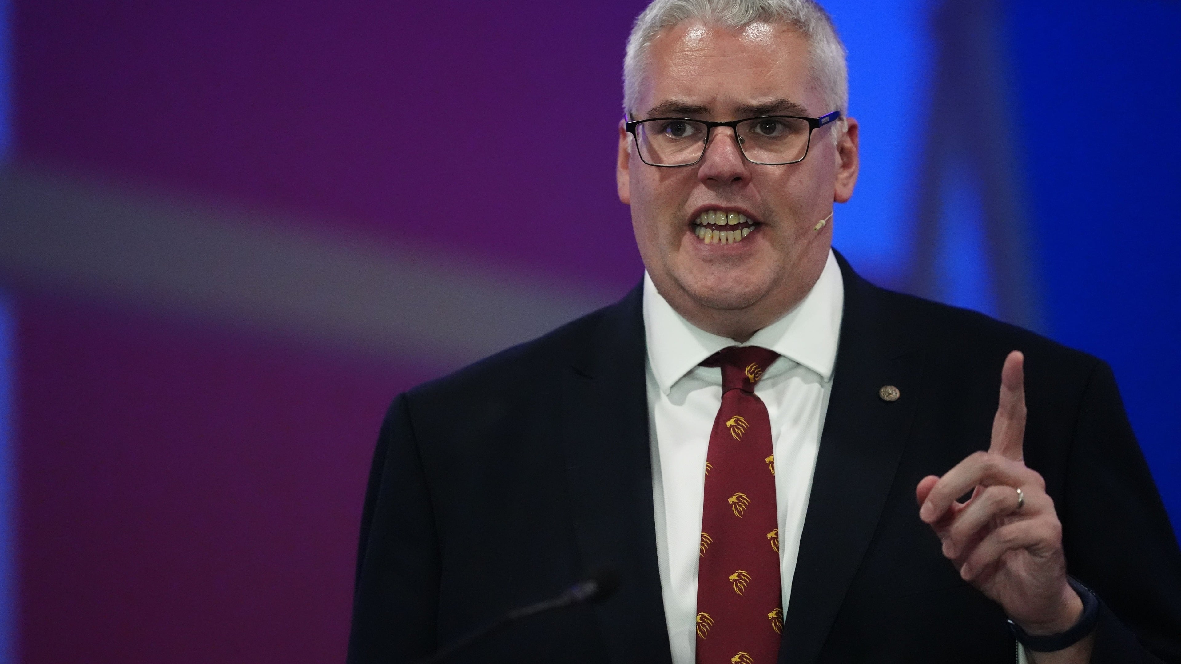 DUP leader praises unionist unity after Drumcree, offers talks with other leaders