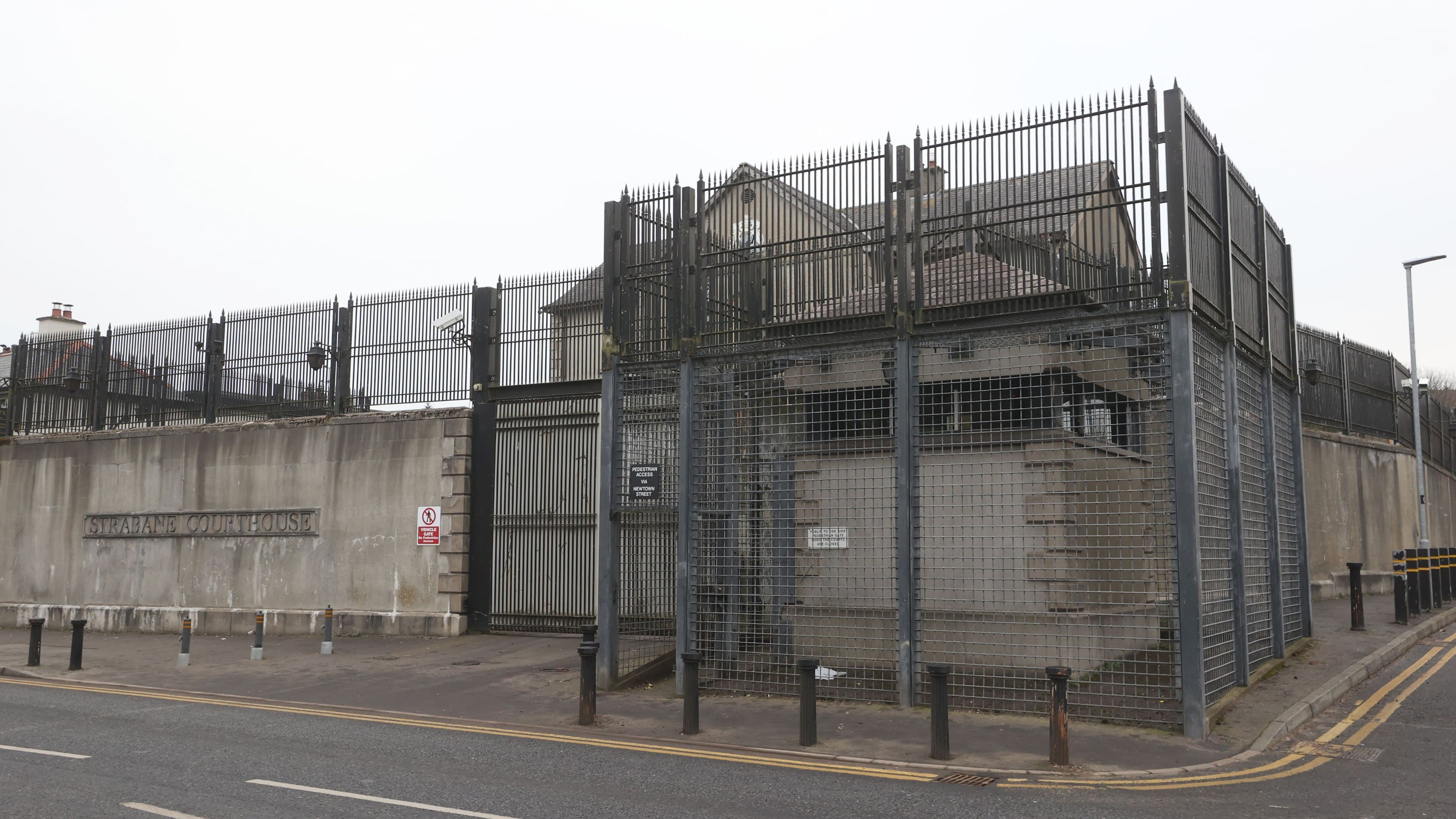 Man treated for burn injuries following incident at Co Tyrone court