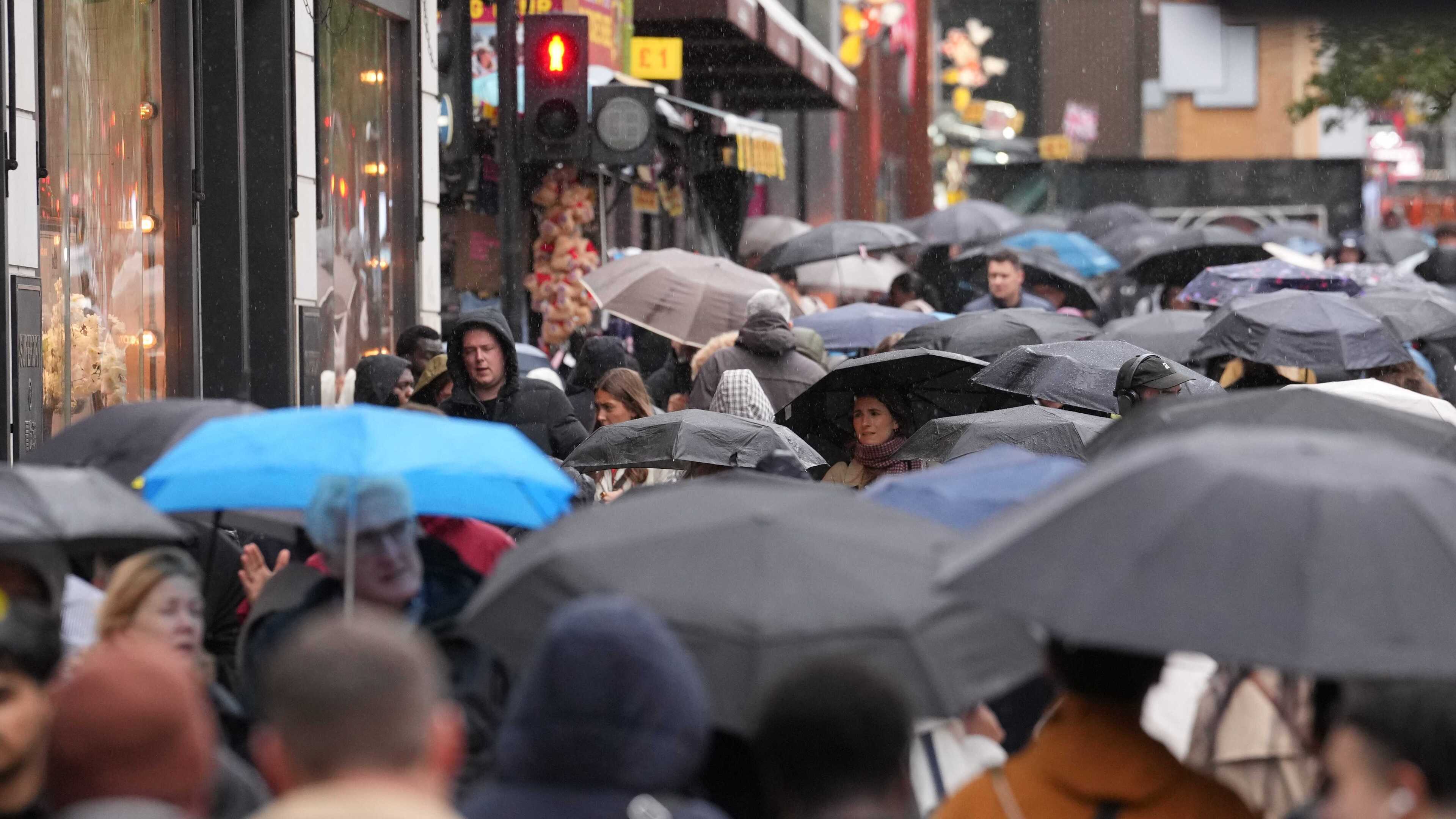Storm Boelo: Travel disrupted and events cancelled as UK hit by wind and rain