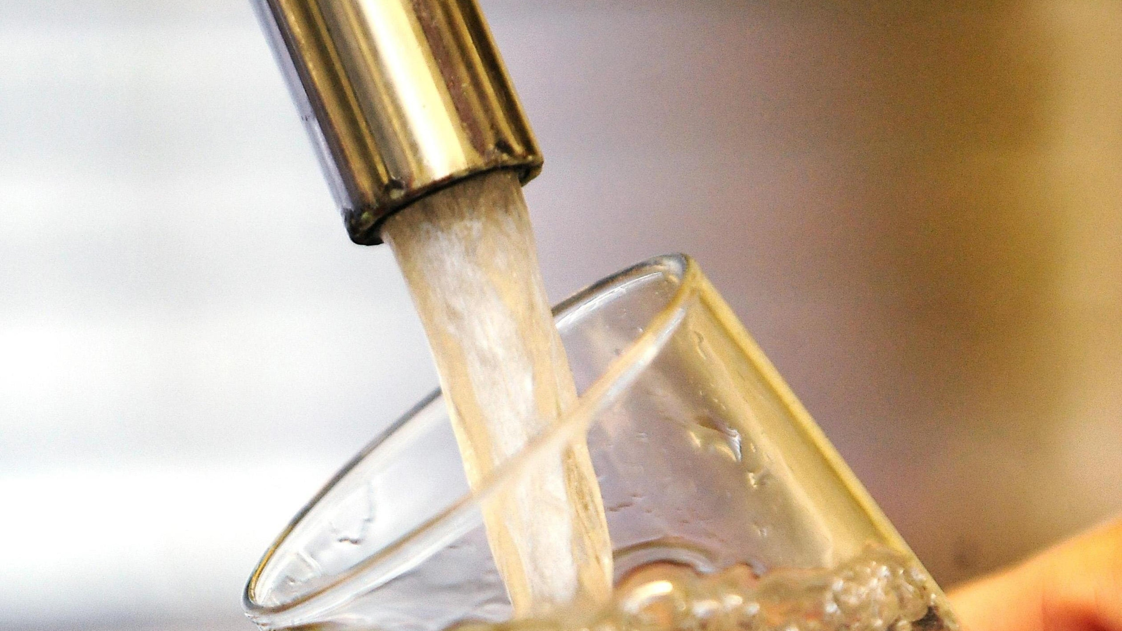 Liz Kimmins announces forensic audit into issues at NI Water