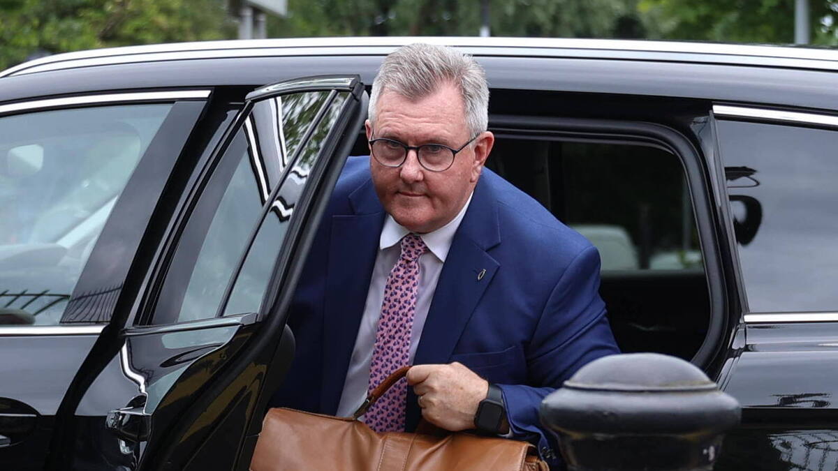 PSNI investigating reports of former Tory MP ‘identifying Jeffrey Donaldson's victims online'