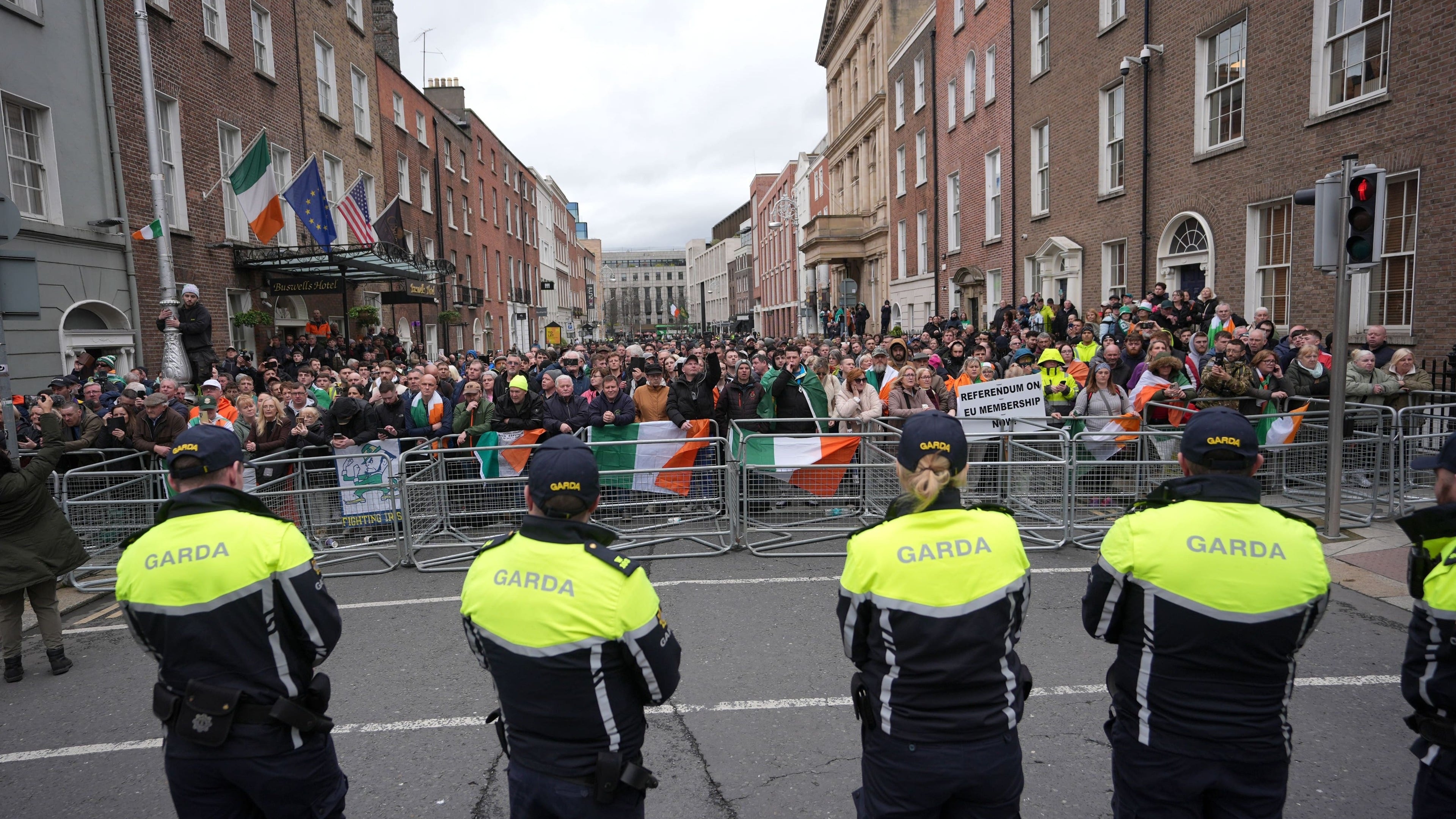 Government survives confidence vote as opposition TDs blast protests response