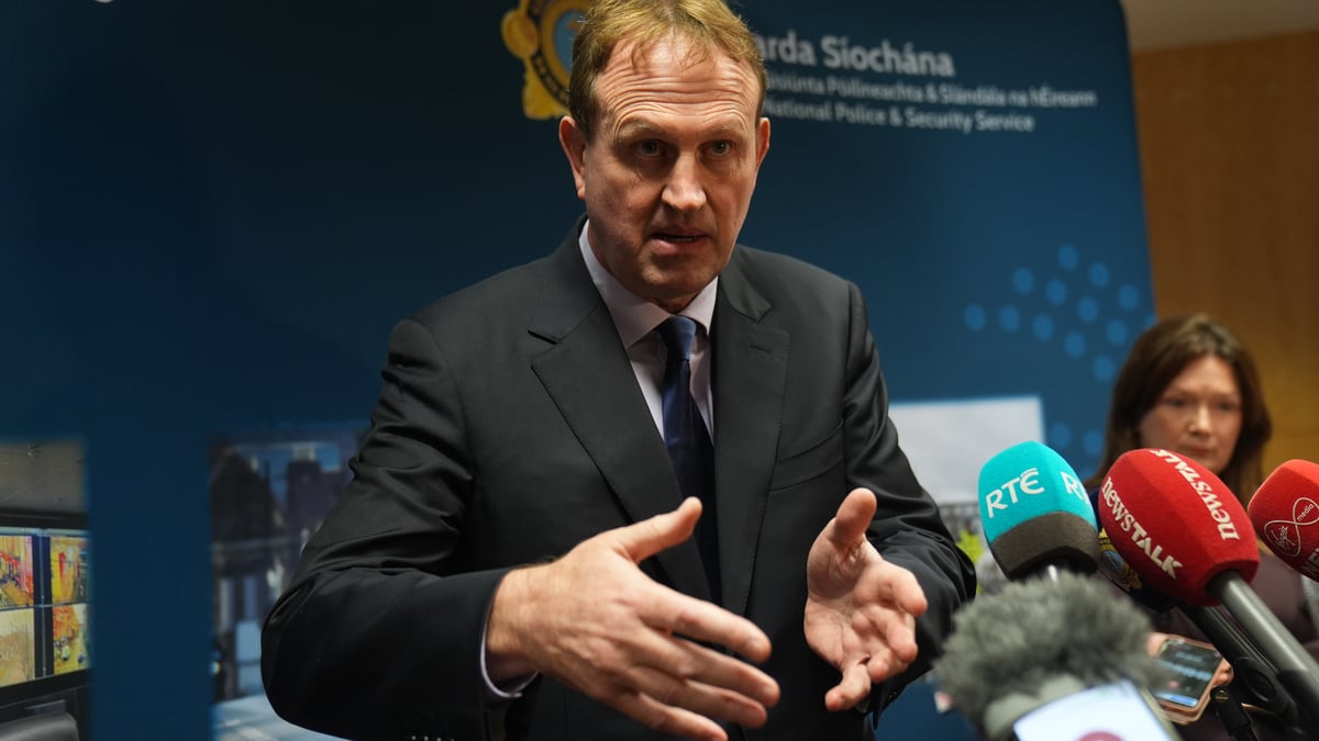 Taoiseach backs Jim O'Callaghan in criminal legal aid row as invoices plunge