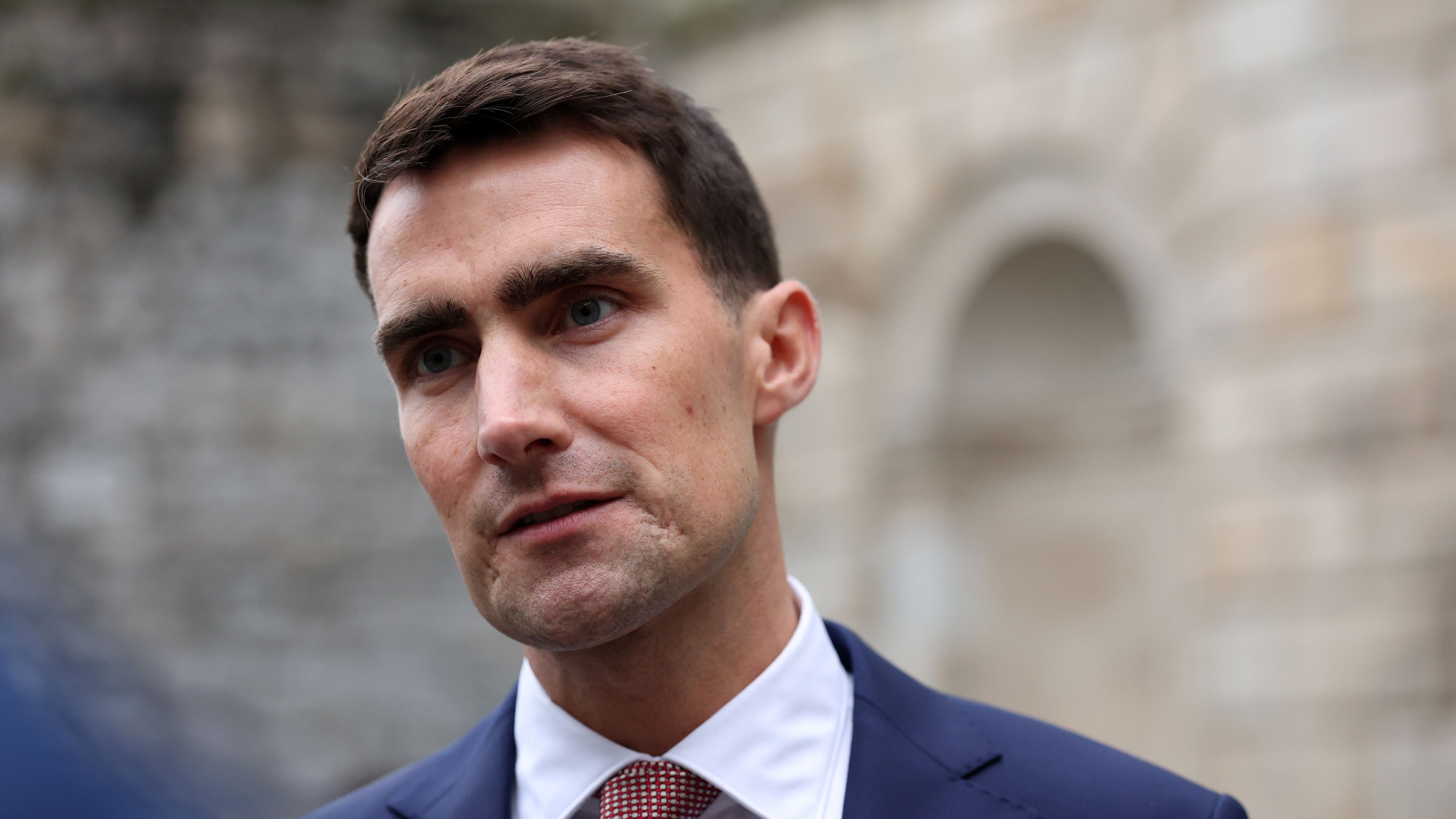 Government not able to ‘fund and deliver’ 100 euro culture card