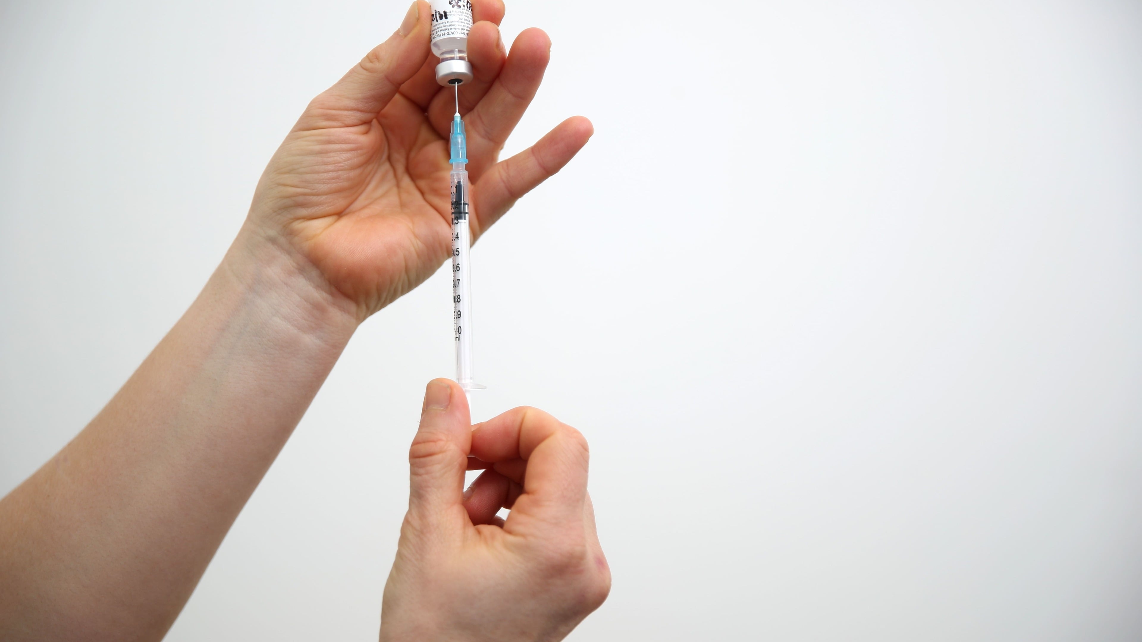 HSE faces €8.4m charges for expired Covid vaccines