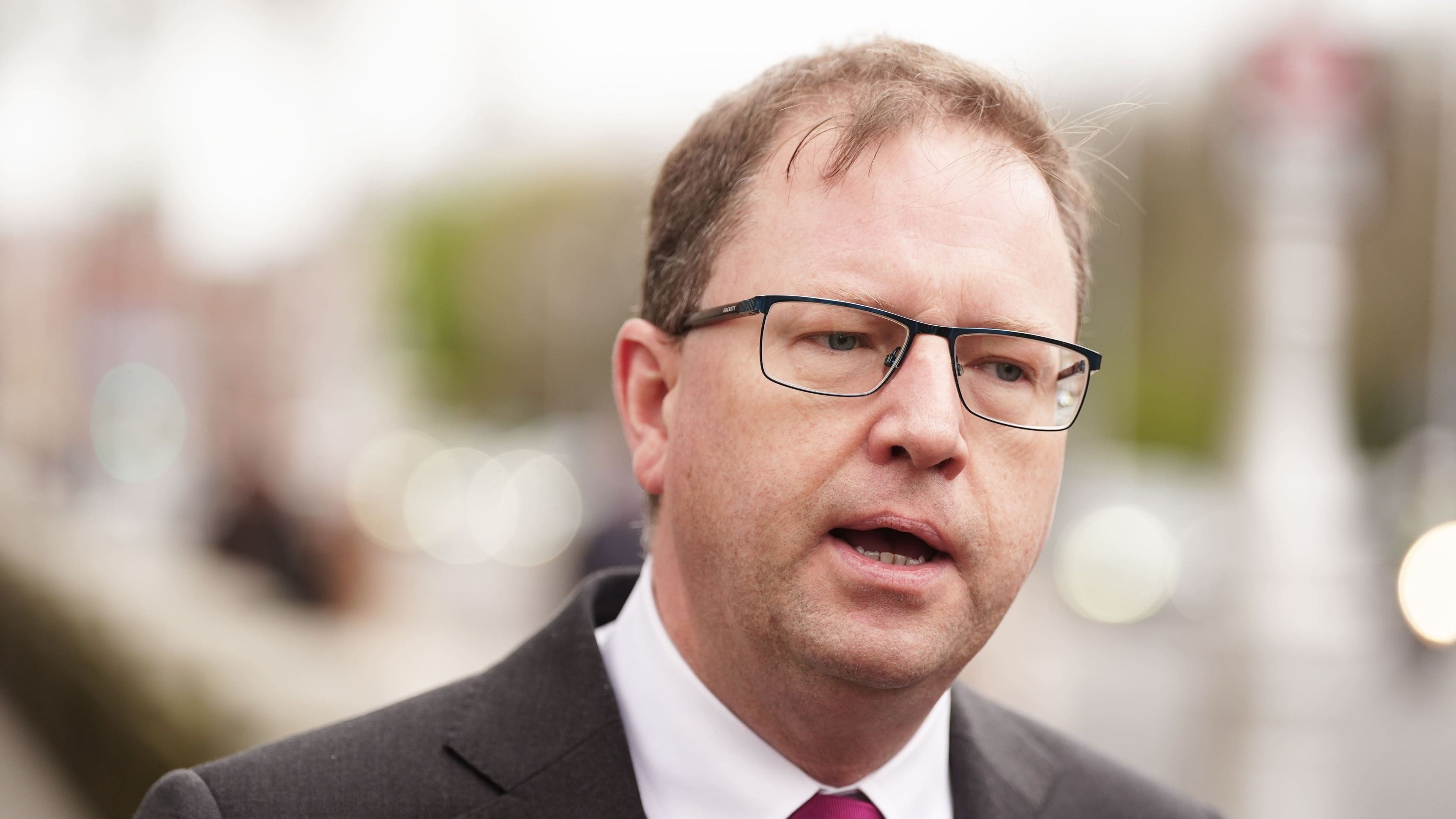 Legislation to be drafted for ‘landmark’ link between Queen’s and Dundalk IT