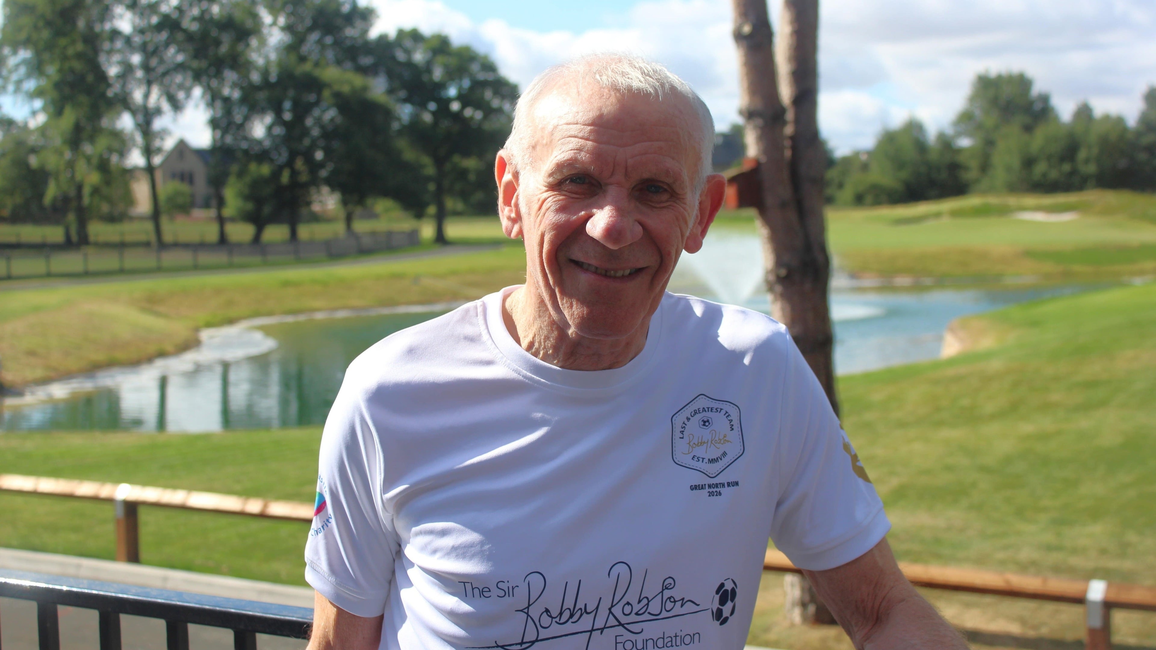 Peter Reid, 70, runs Great North Run for Sir Bobby Robson charity