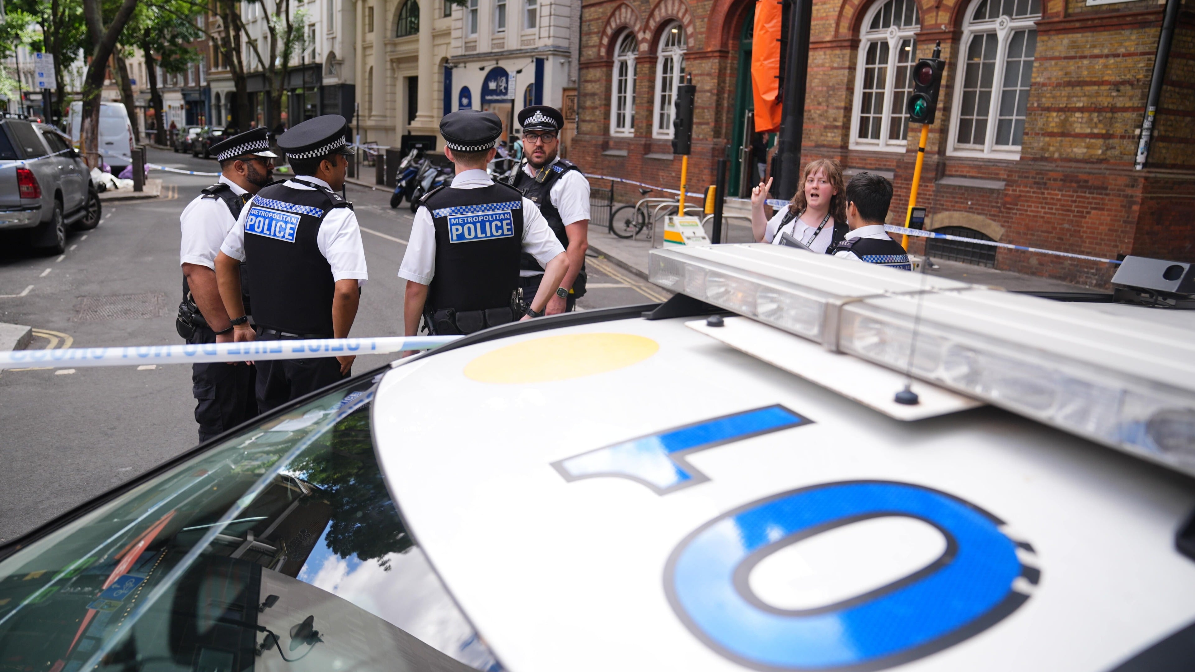 Woman arrested after four men stabbed in Covent Garden