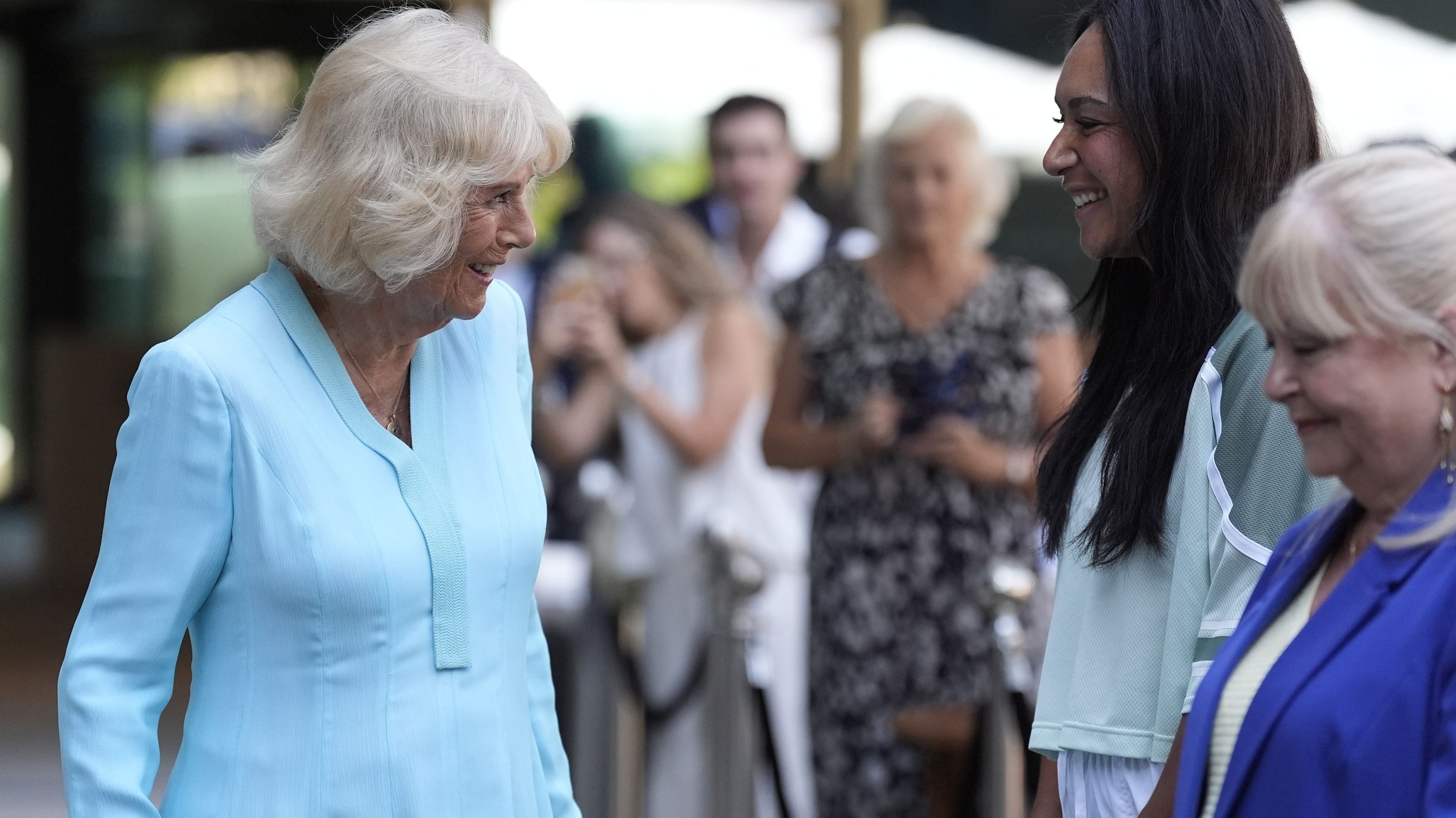 Heather Watson meets Queen Camilla at Wimbledon and praises her demeanour