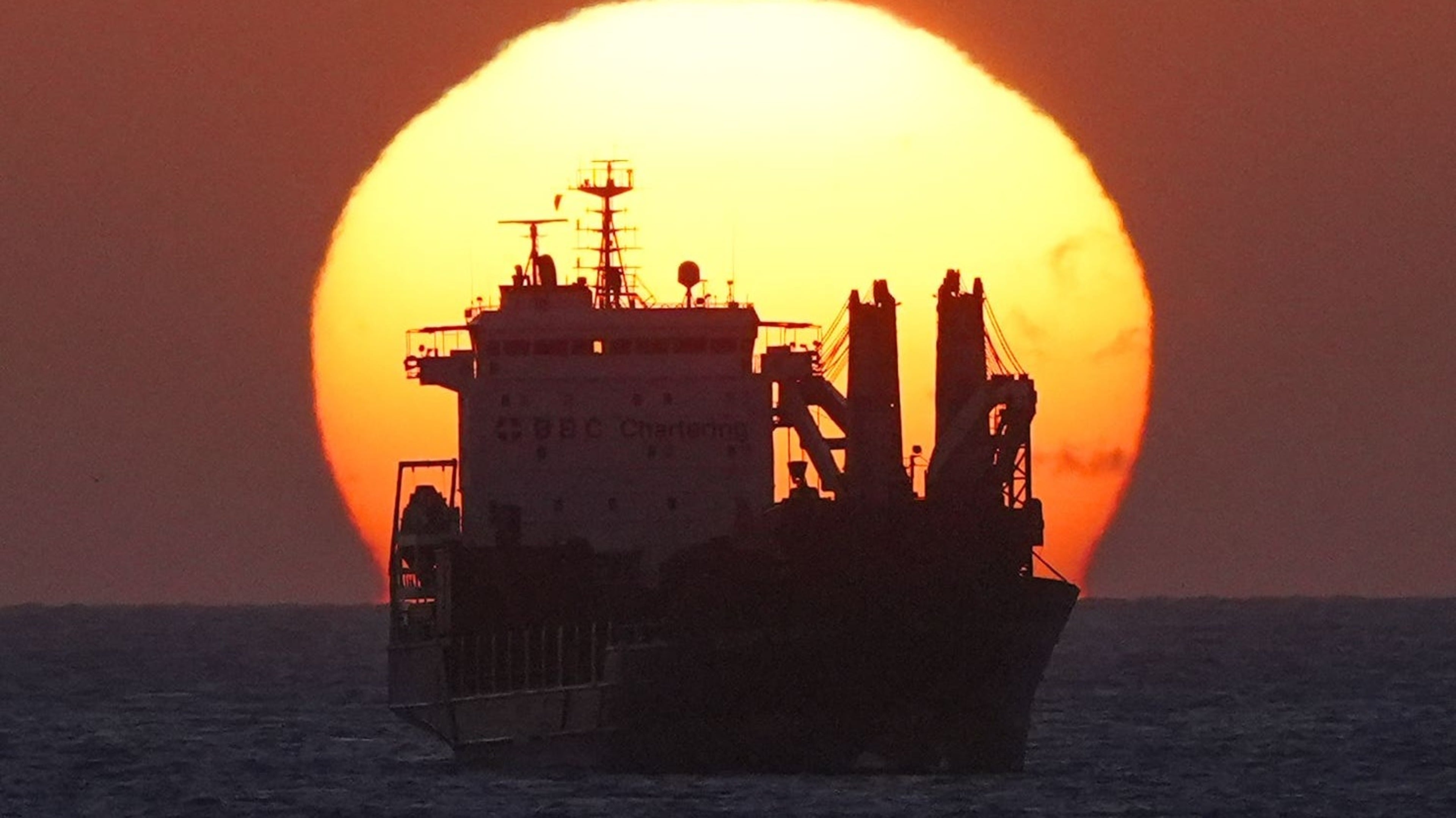 Greens co-leader says stopping oil and gas drilling is needed to cut bills