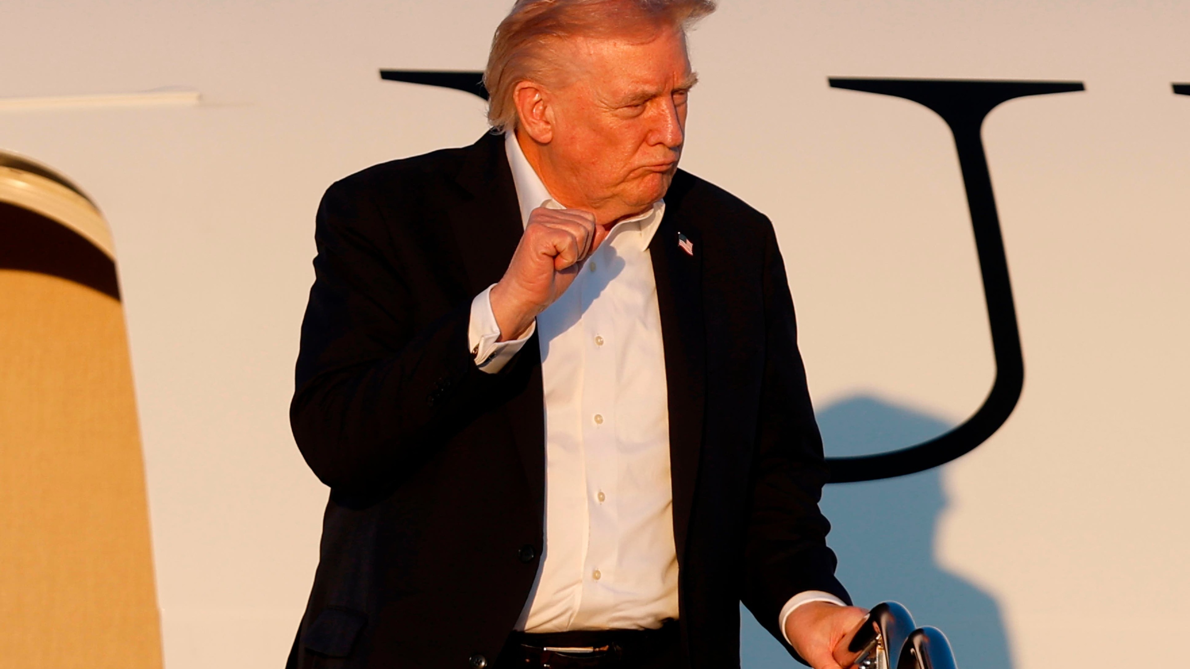 US pauses Strait of Hormuz ship-guidance effort to focus on Iran deal