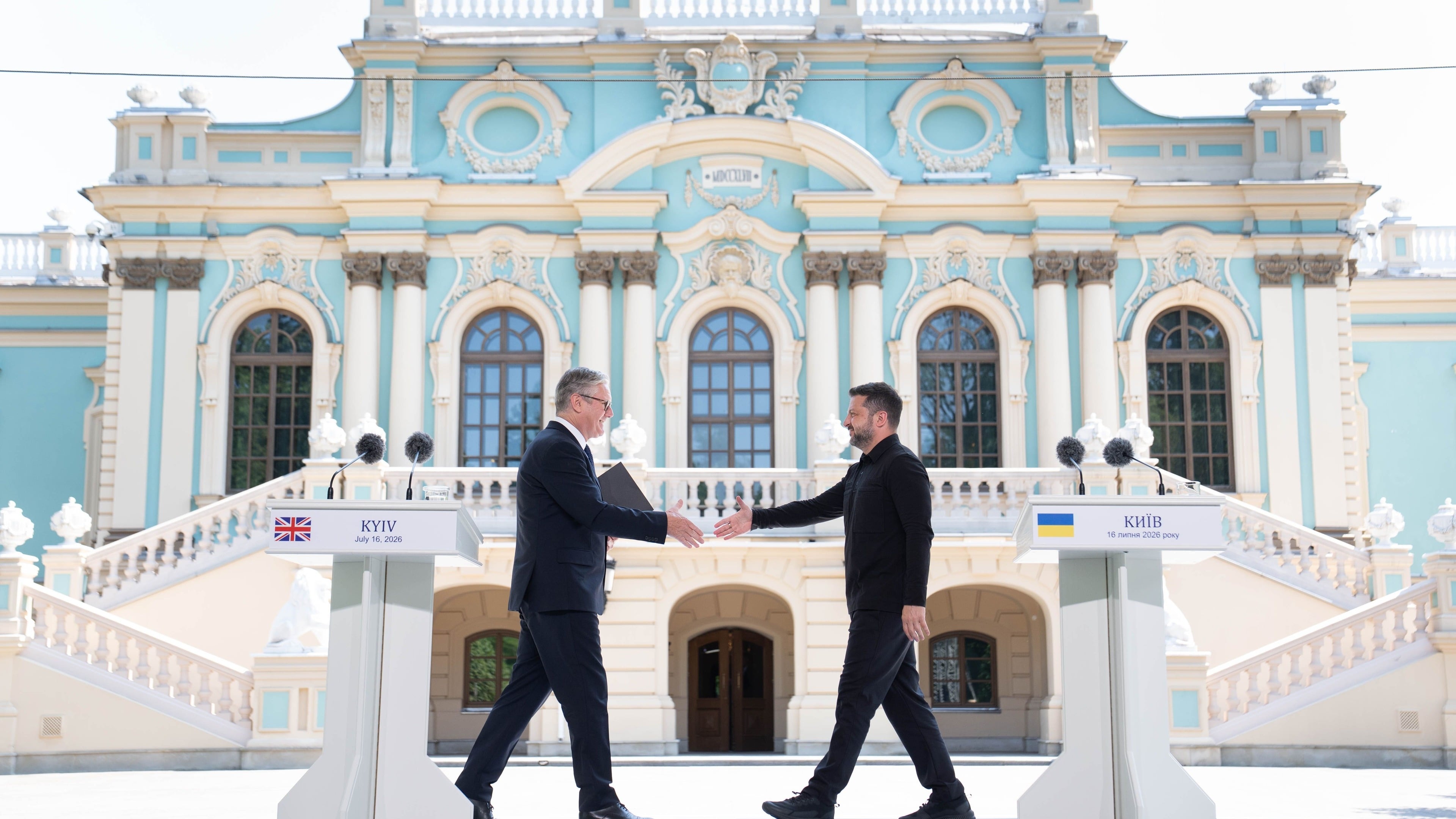 Starmer vows UK support for Ukraine will not waver after meeting Zelensky