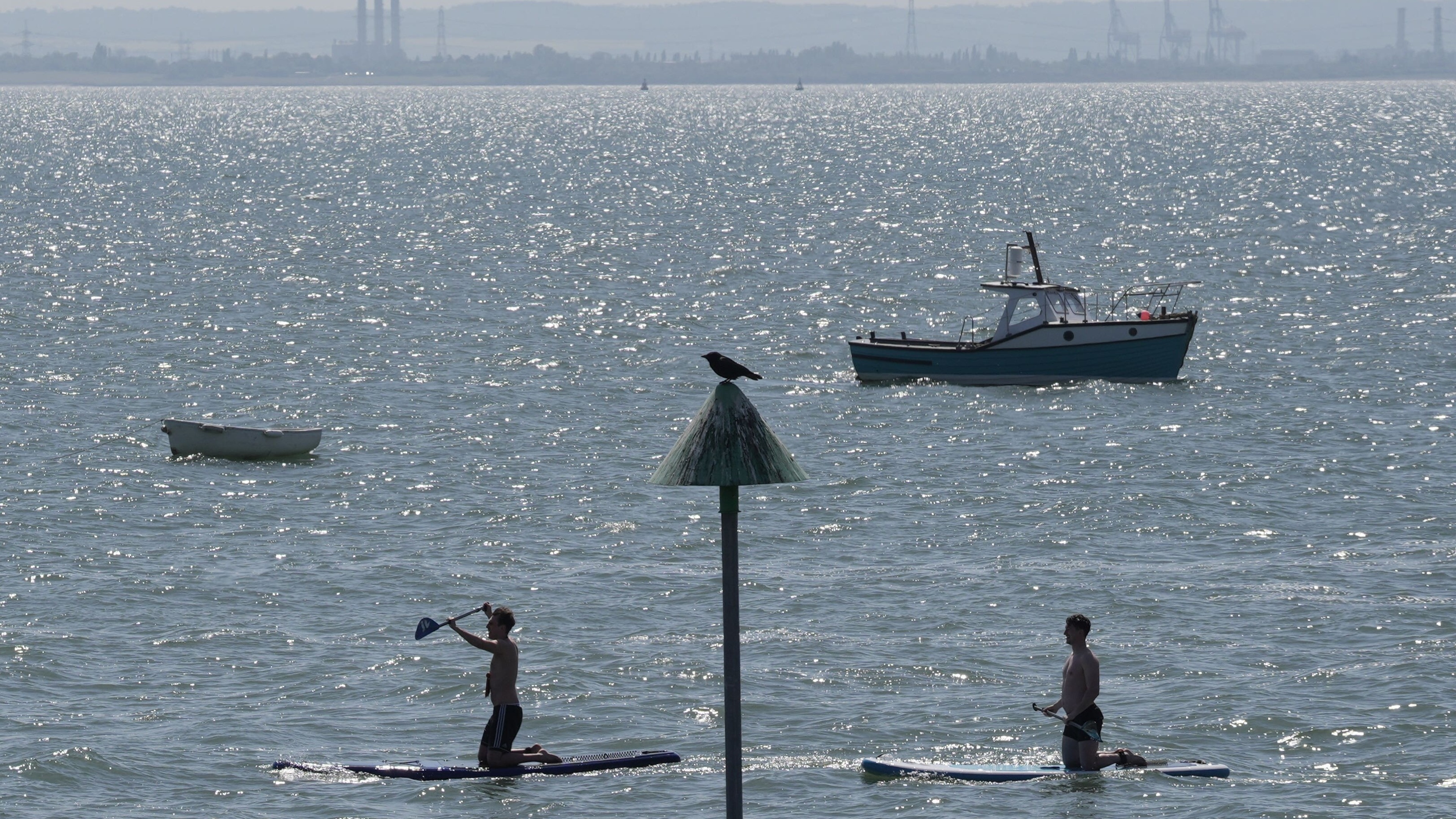 Sunshine and showers as bank holiday weekend sees unsettled weather
