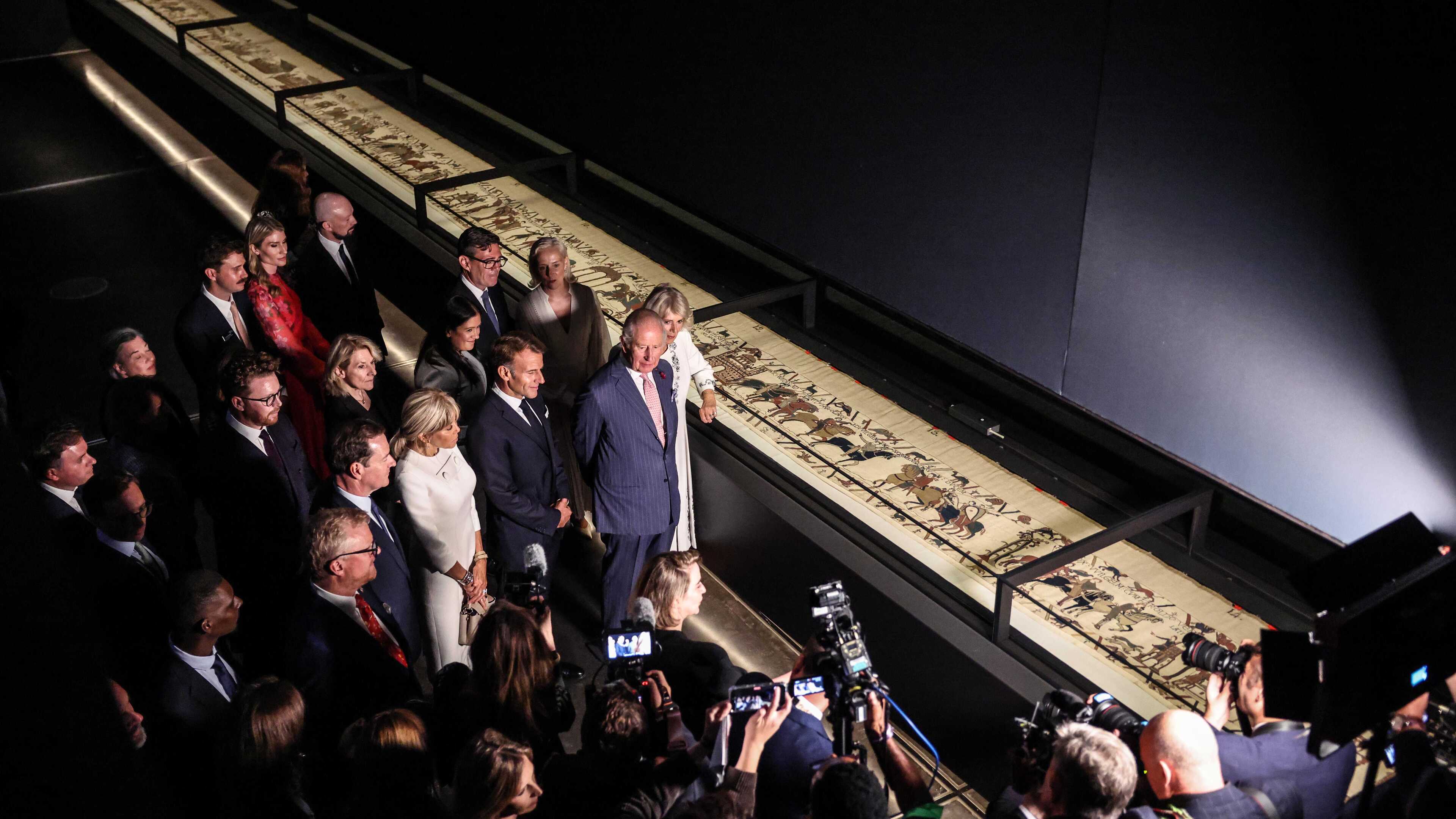 Macron tells King and PM “happy end” after Bayeux Tapestry tour