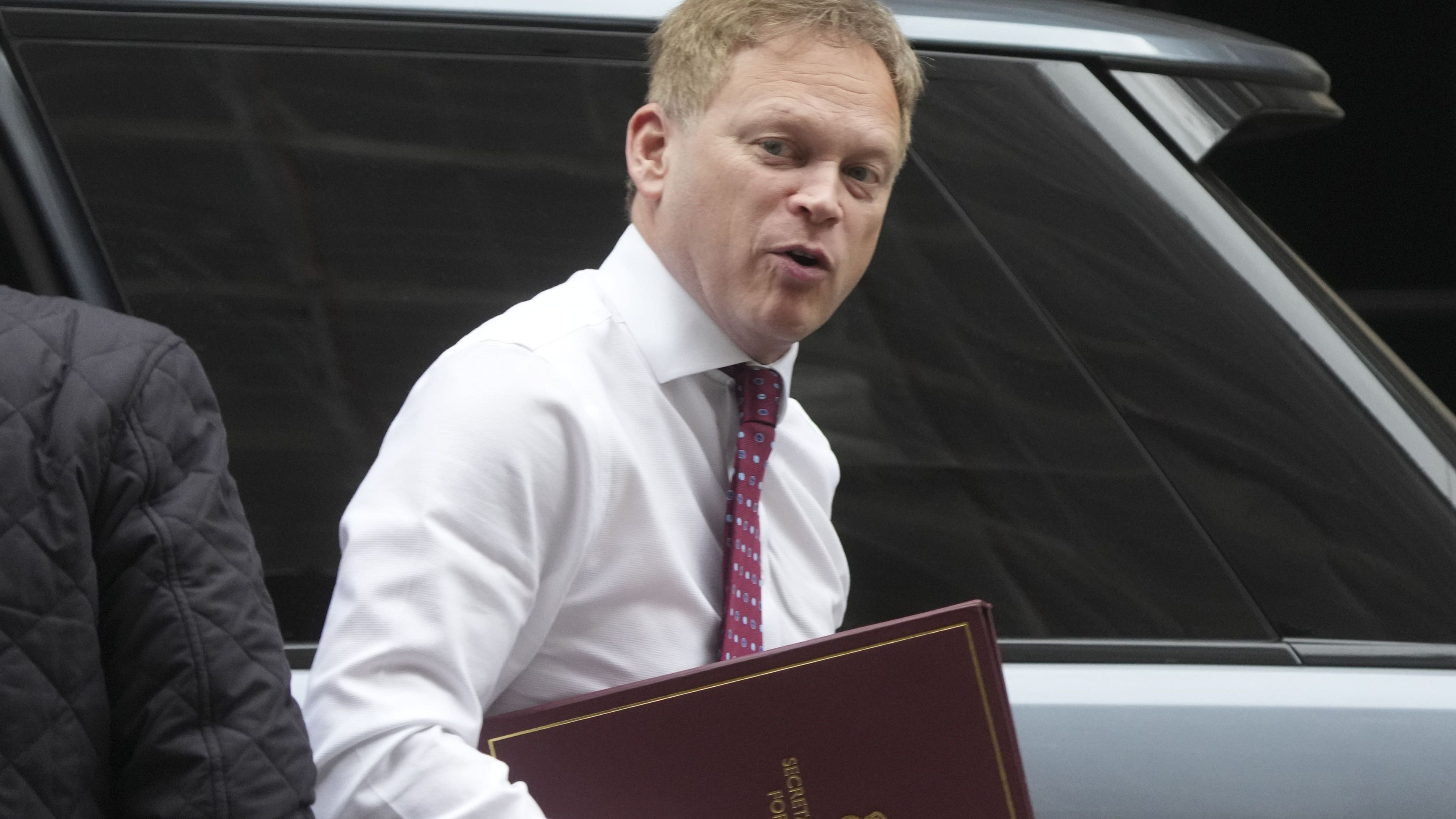 Ex-minister allowed ‘perception of impropriety’ over defence firm job – watchdog