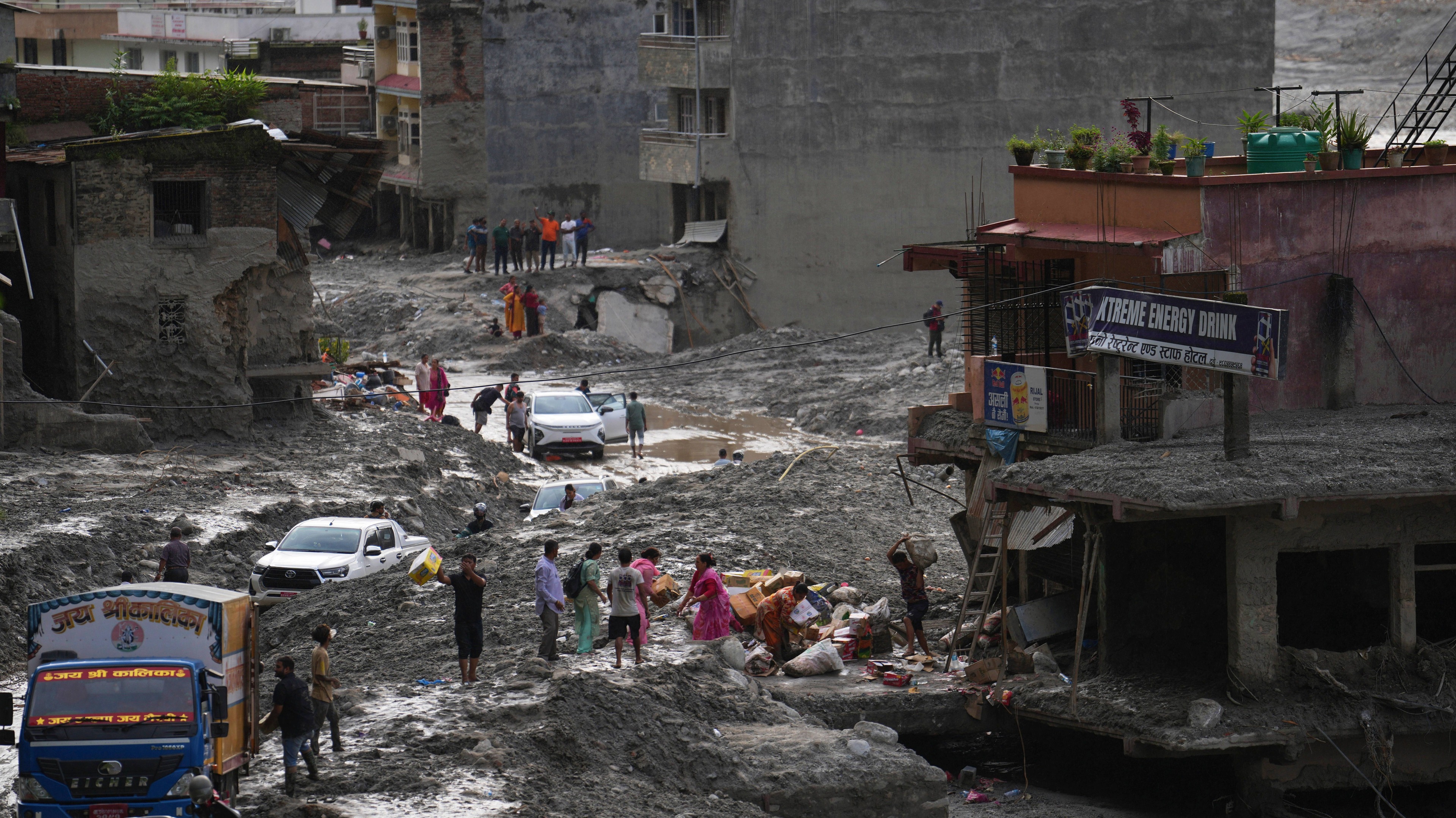 British volunteer aid worker says he was mistaken for floods survivor