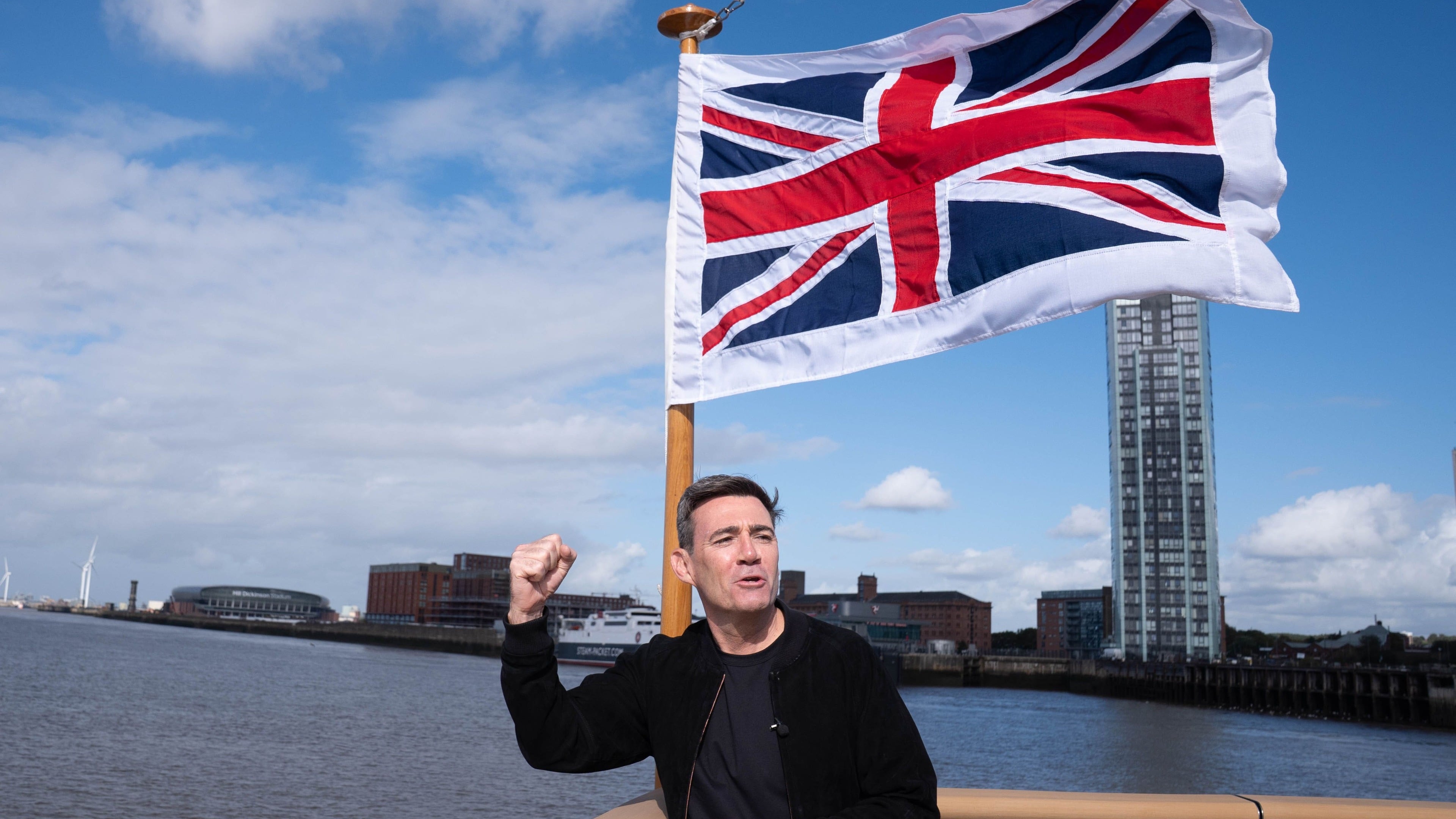 Burnham declines to say if he backs Heathrow’s proposed third runway