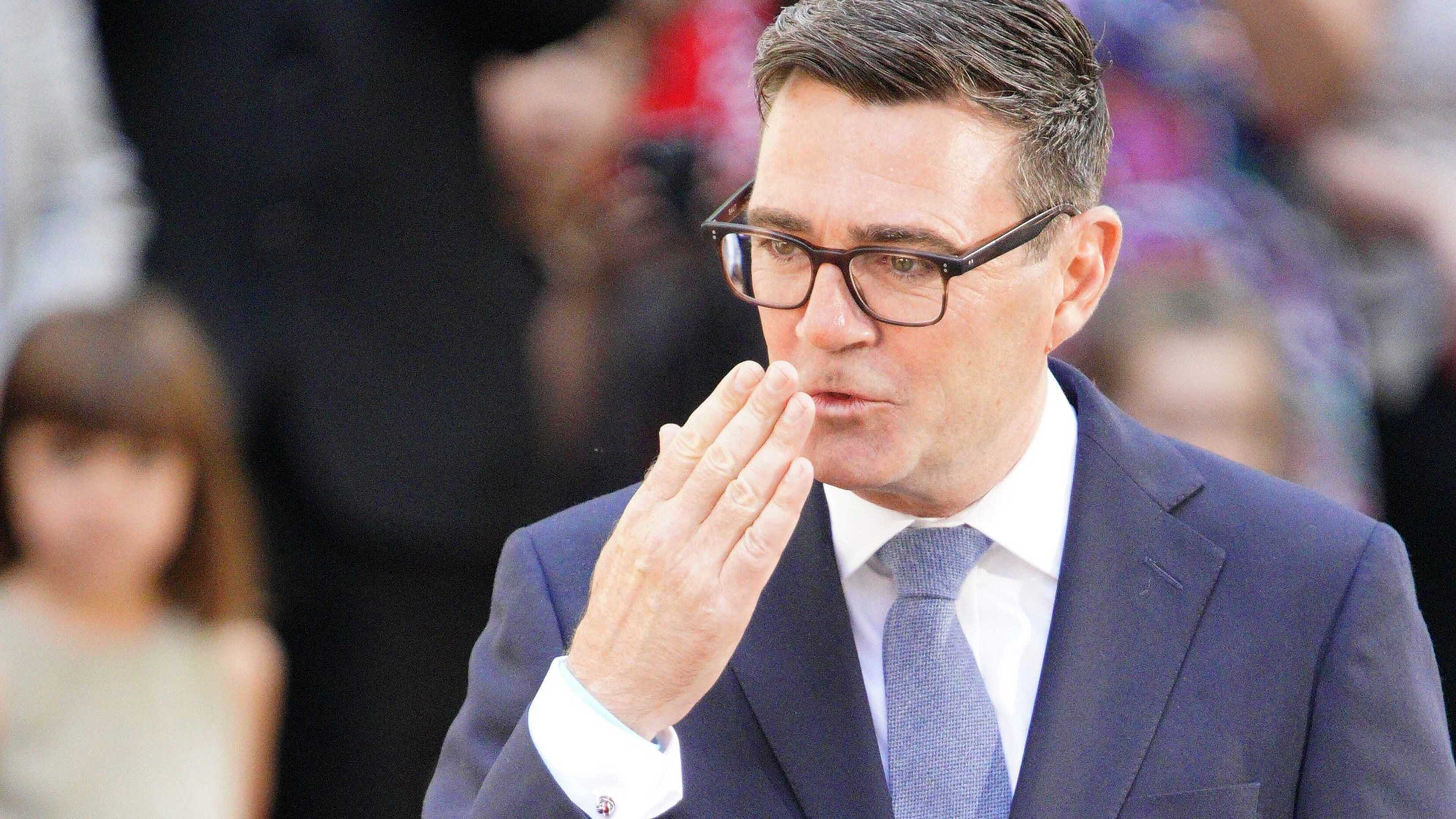 Burnham announces £850m tax cut on energy bills but faces questions over funding