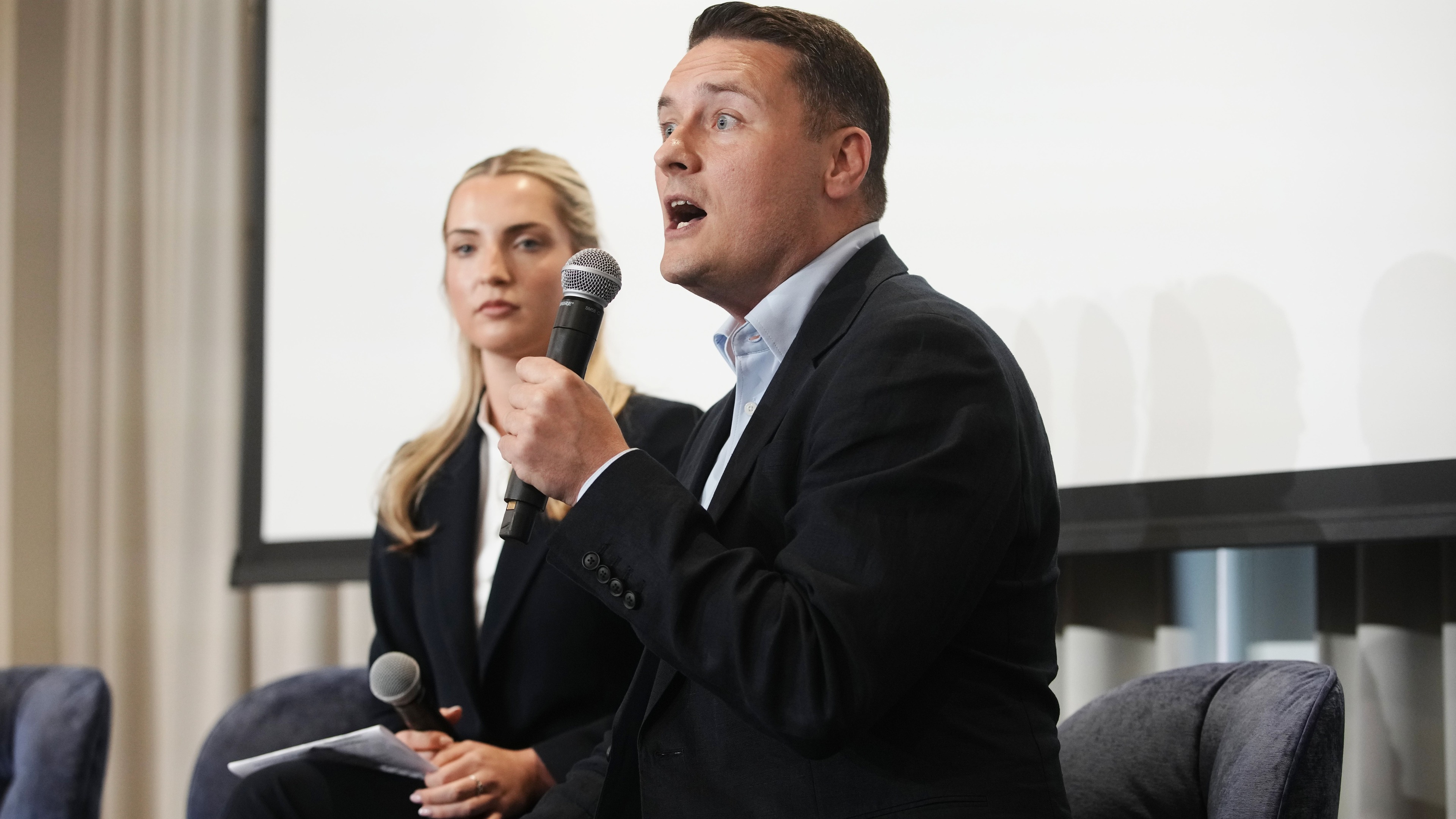 Streeting outlines plans to fast-track new infrastructure projects to boost growth