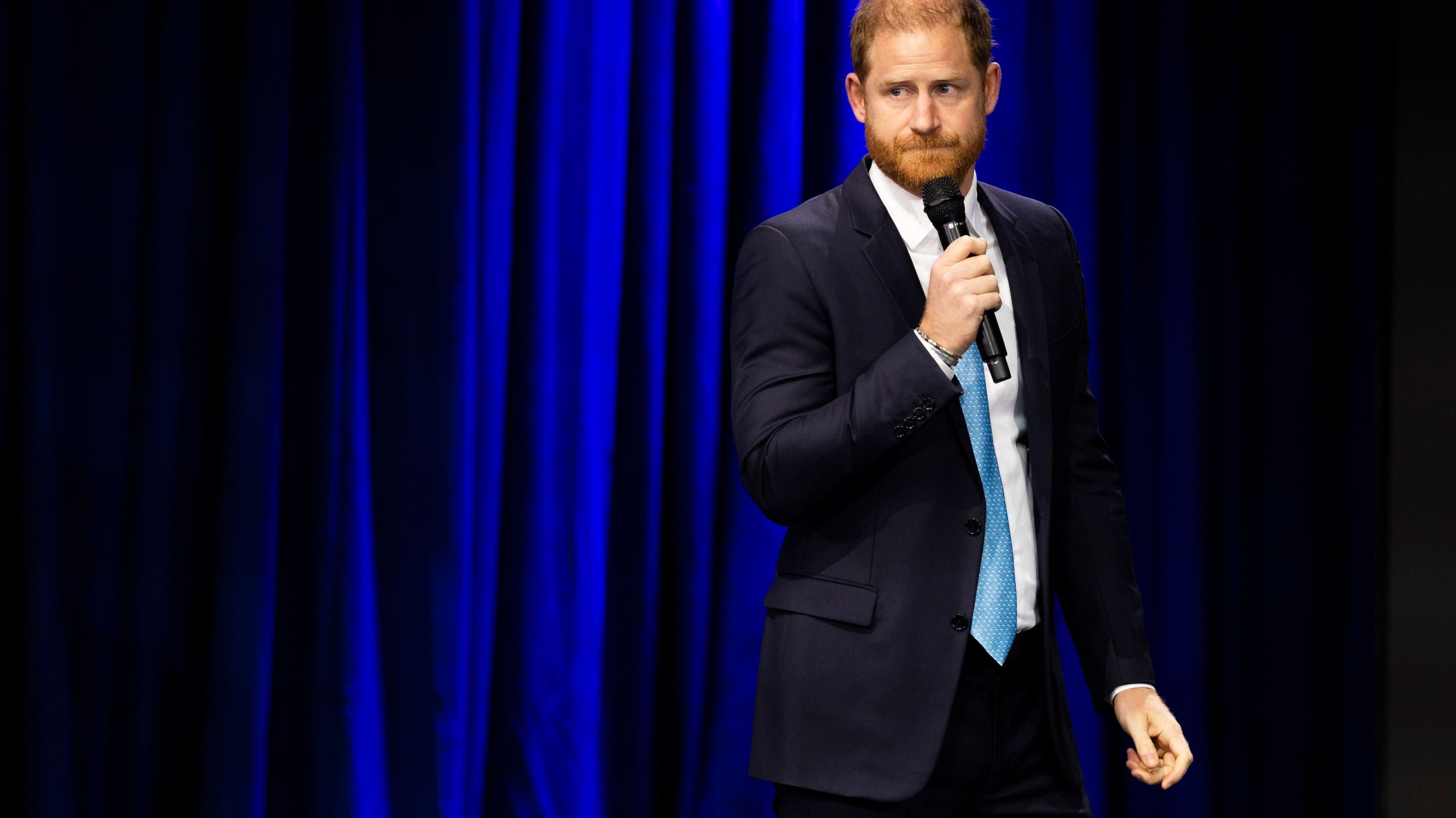 Prince Harry warns about AI after tech glitch cuts short his speech