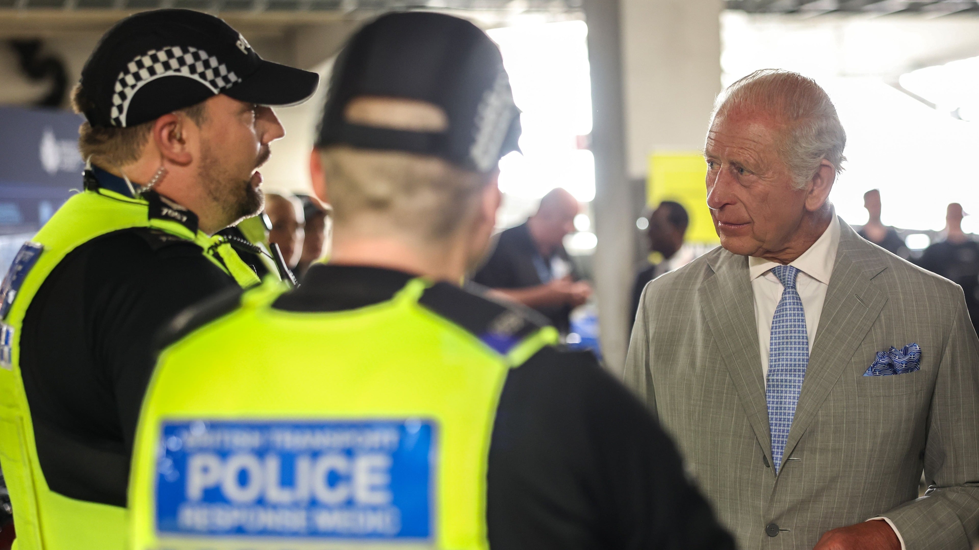 King Charles meets police officers involved in Bedfordshire train crash response