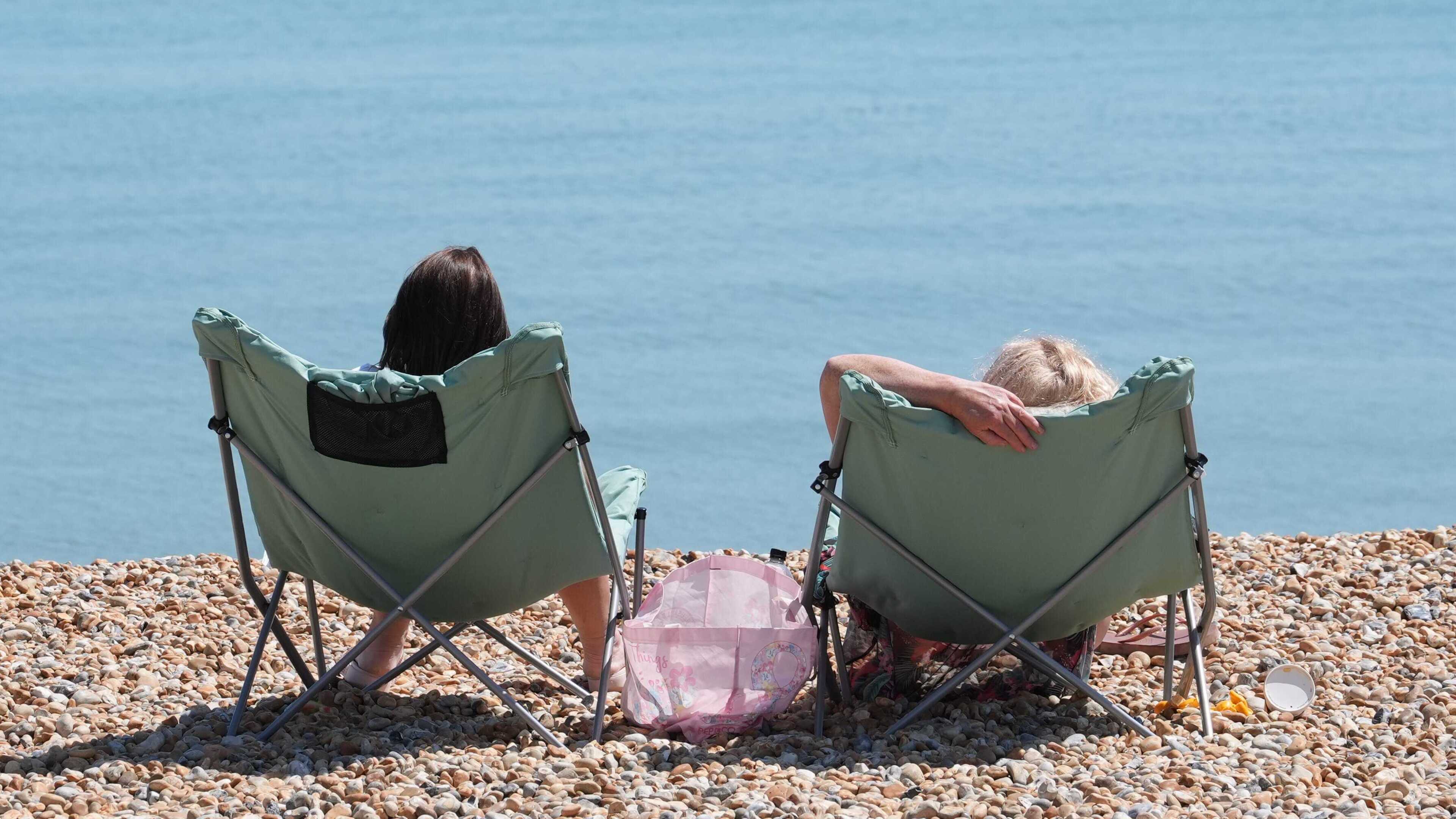 Temperatures in UK could be hotter than the Seychelles on Saturday