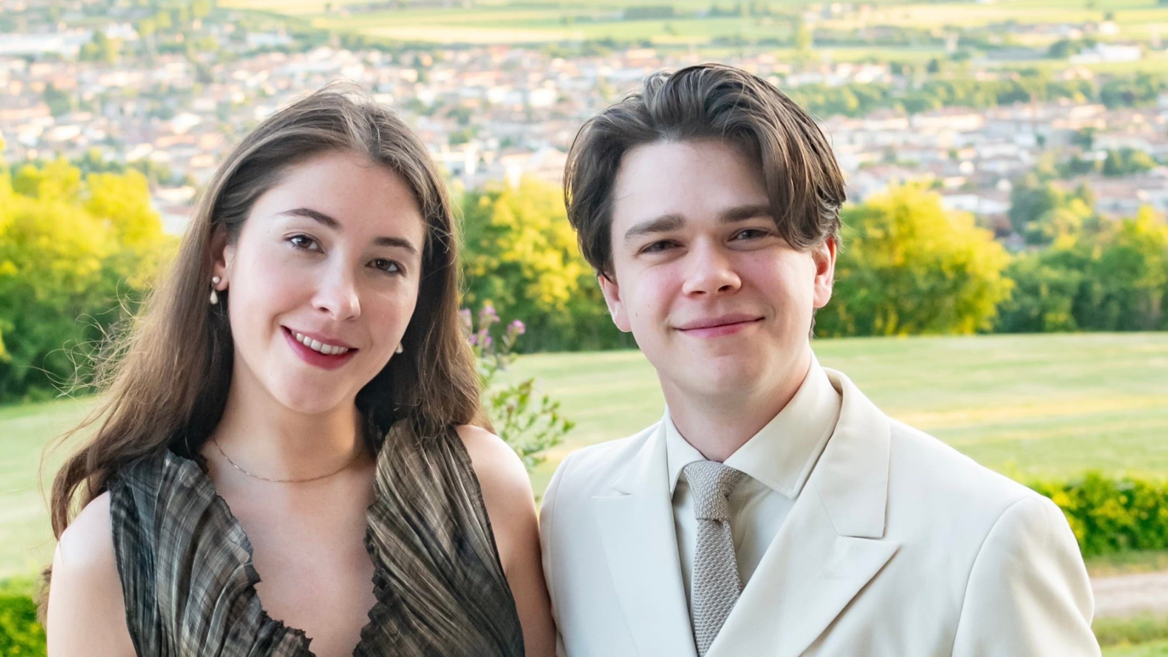 Princess Margaret’s grandson proposes with a handmade ceramic ring and plans to wed