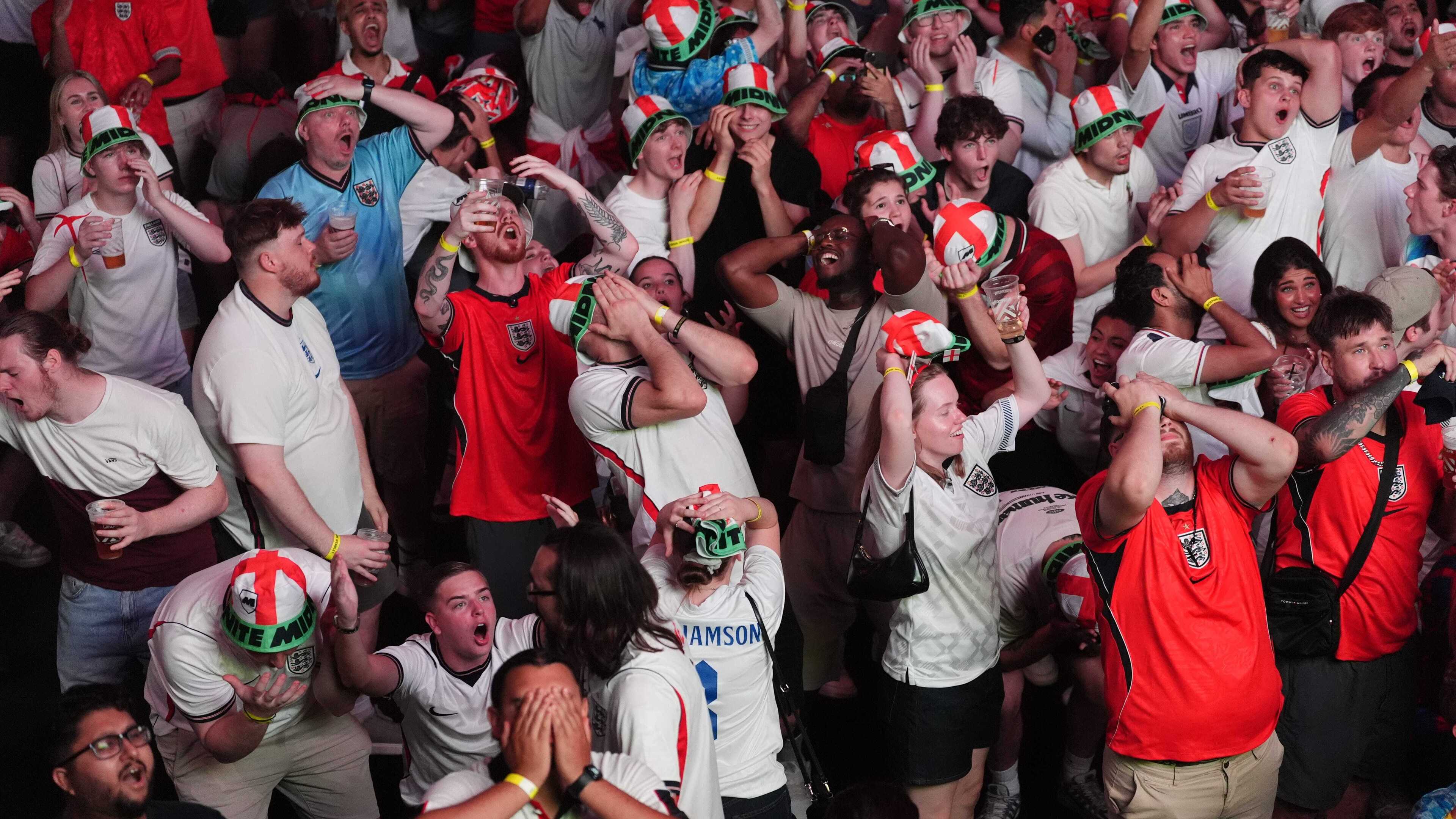 England held 0-0 by Ghana as fans express frustration at Boston Stadium