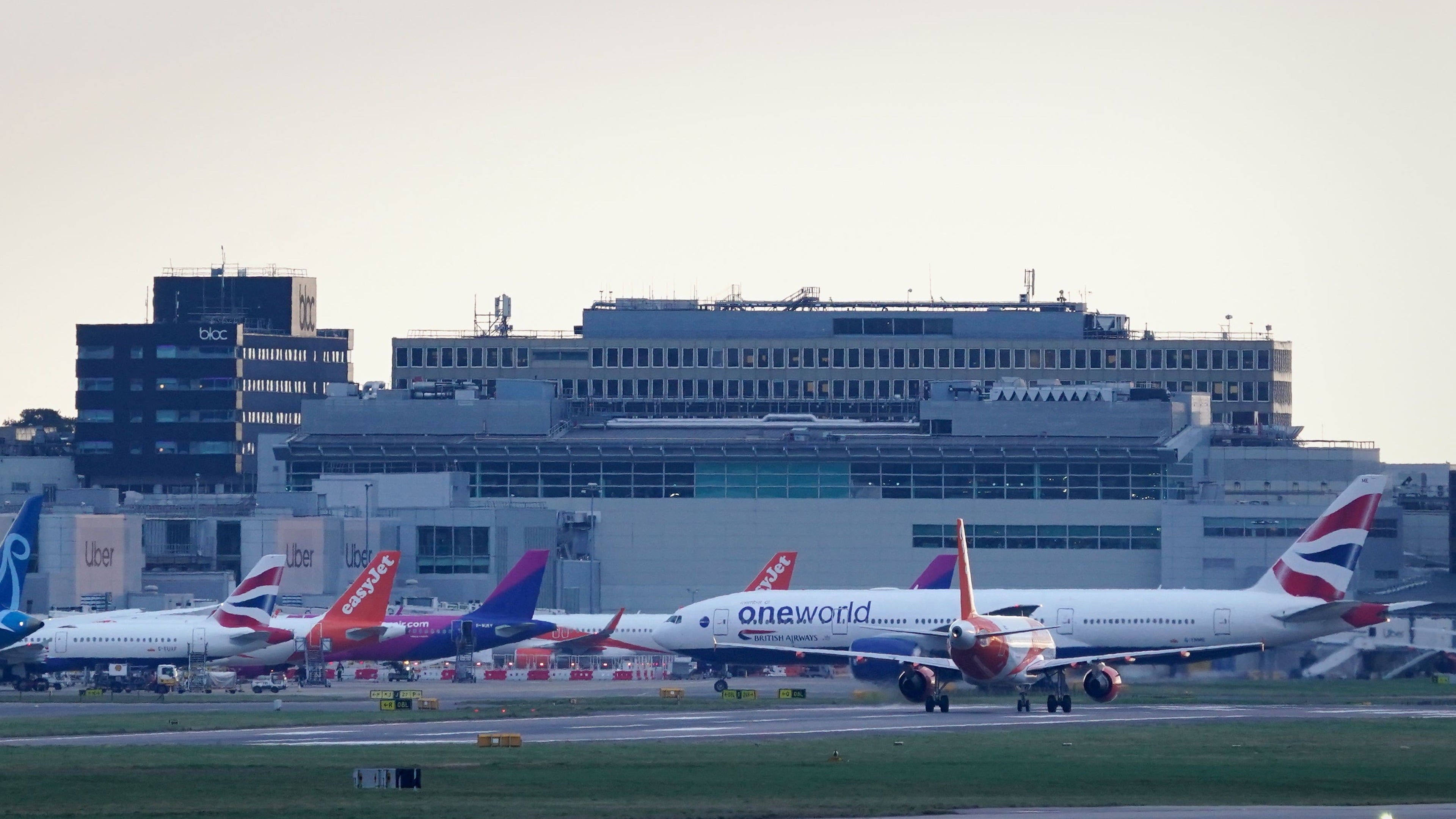 Gatwick second runway expansion set to begin after court ruling
