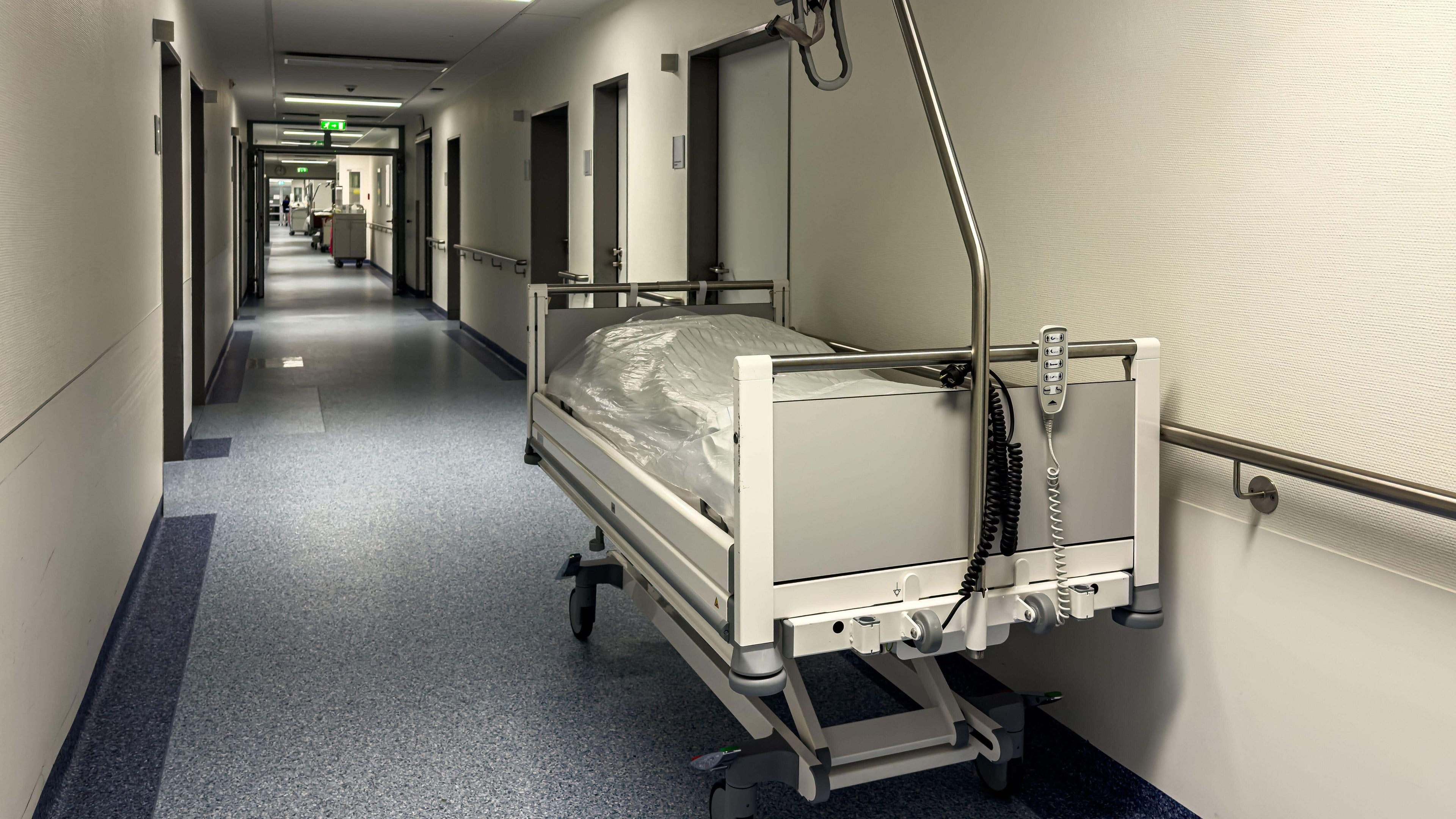 Over 3,000 treated in NHS corridors in June as routine waiting lists rise