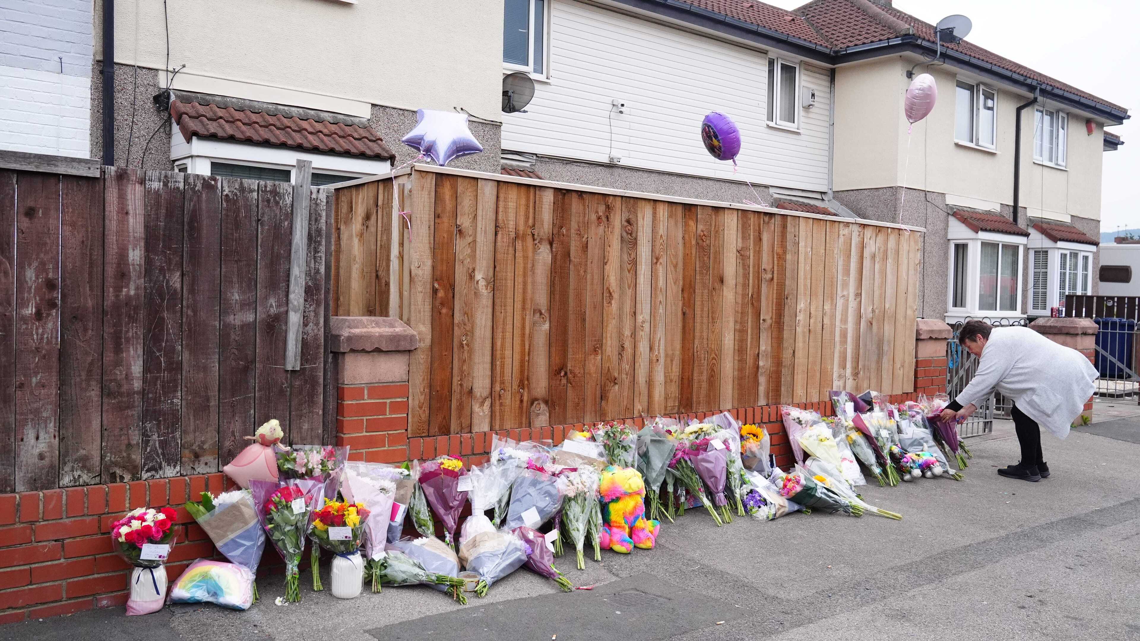 Seven-year-old girl dies in house fire; four others injured