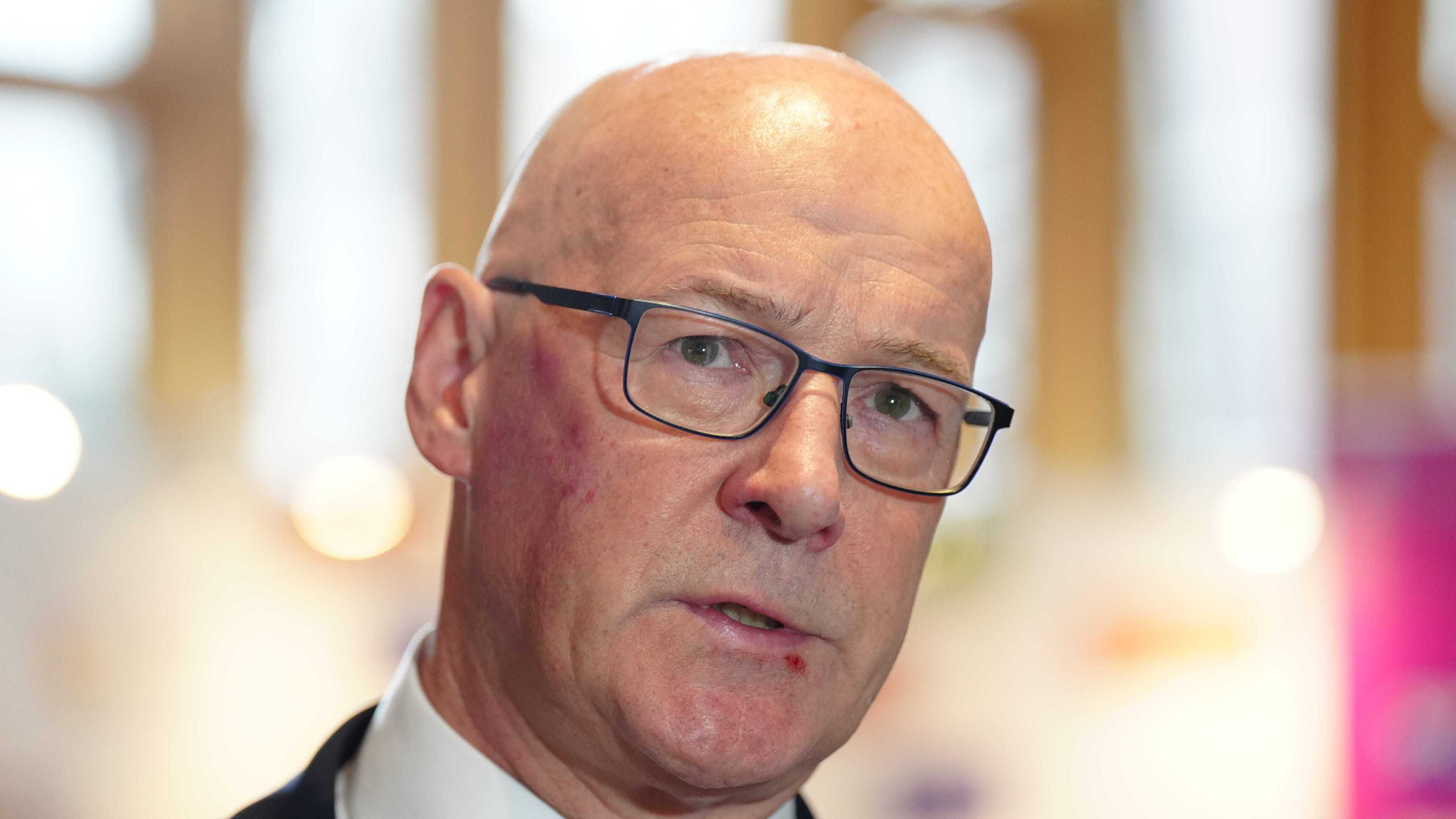 Swinney says he is extremely disappointed by Dundee University job cuts plan