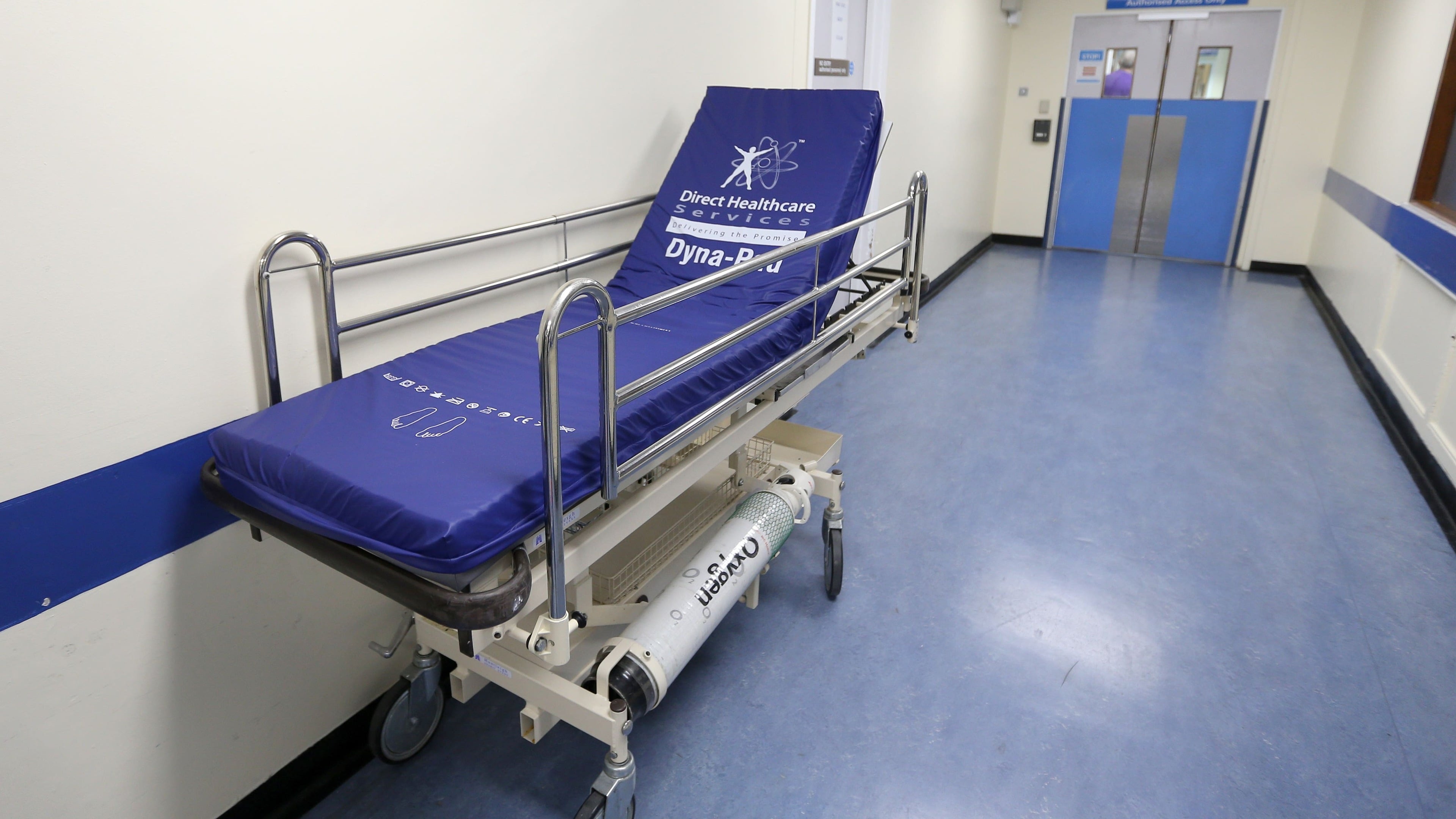 Poll finds nurses providing end-of-life care in corridors amid staffing shortages