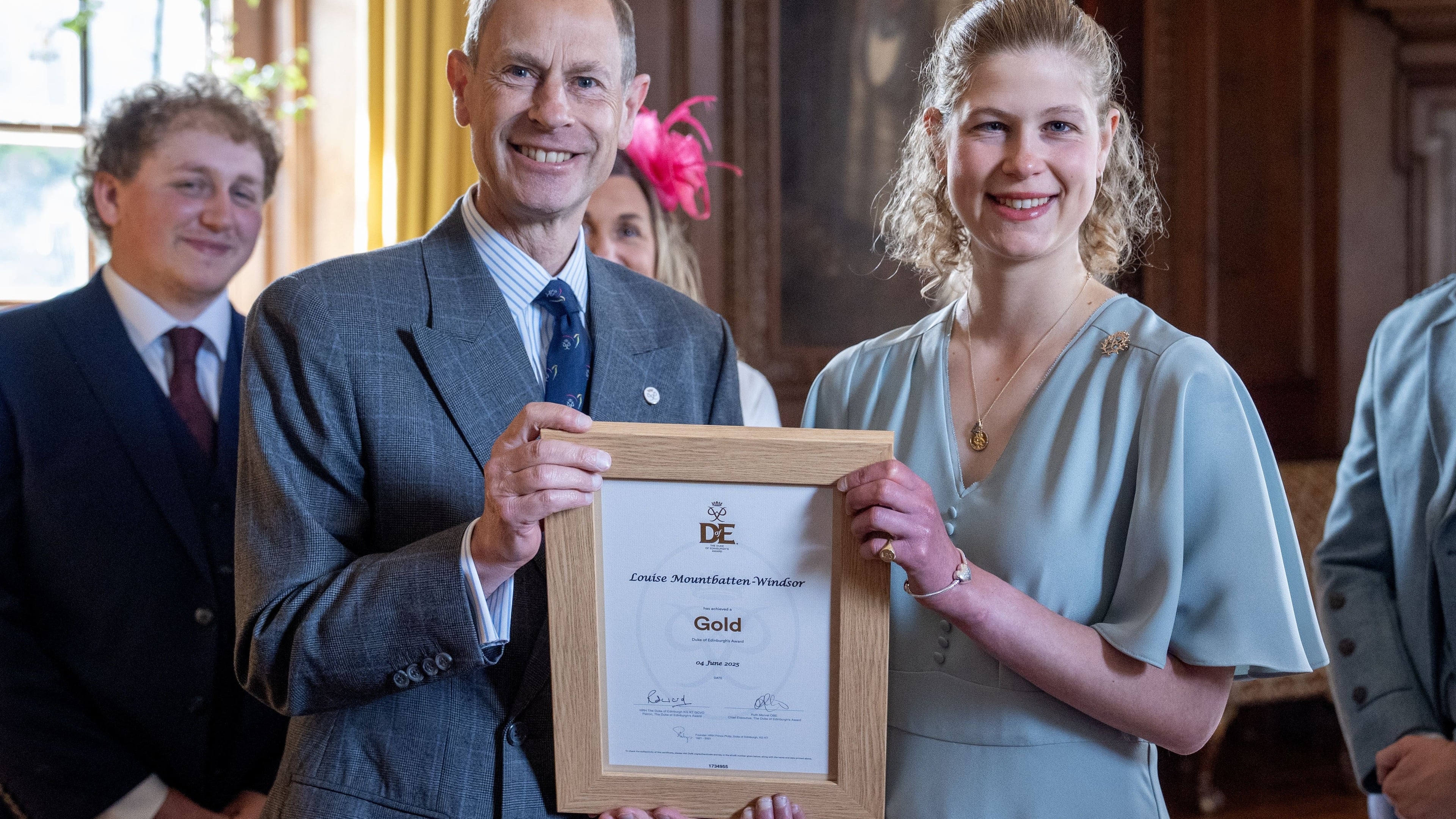 Edward presents daughter with gold Duke of Edinburgh’s Award at palace ceremony