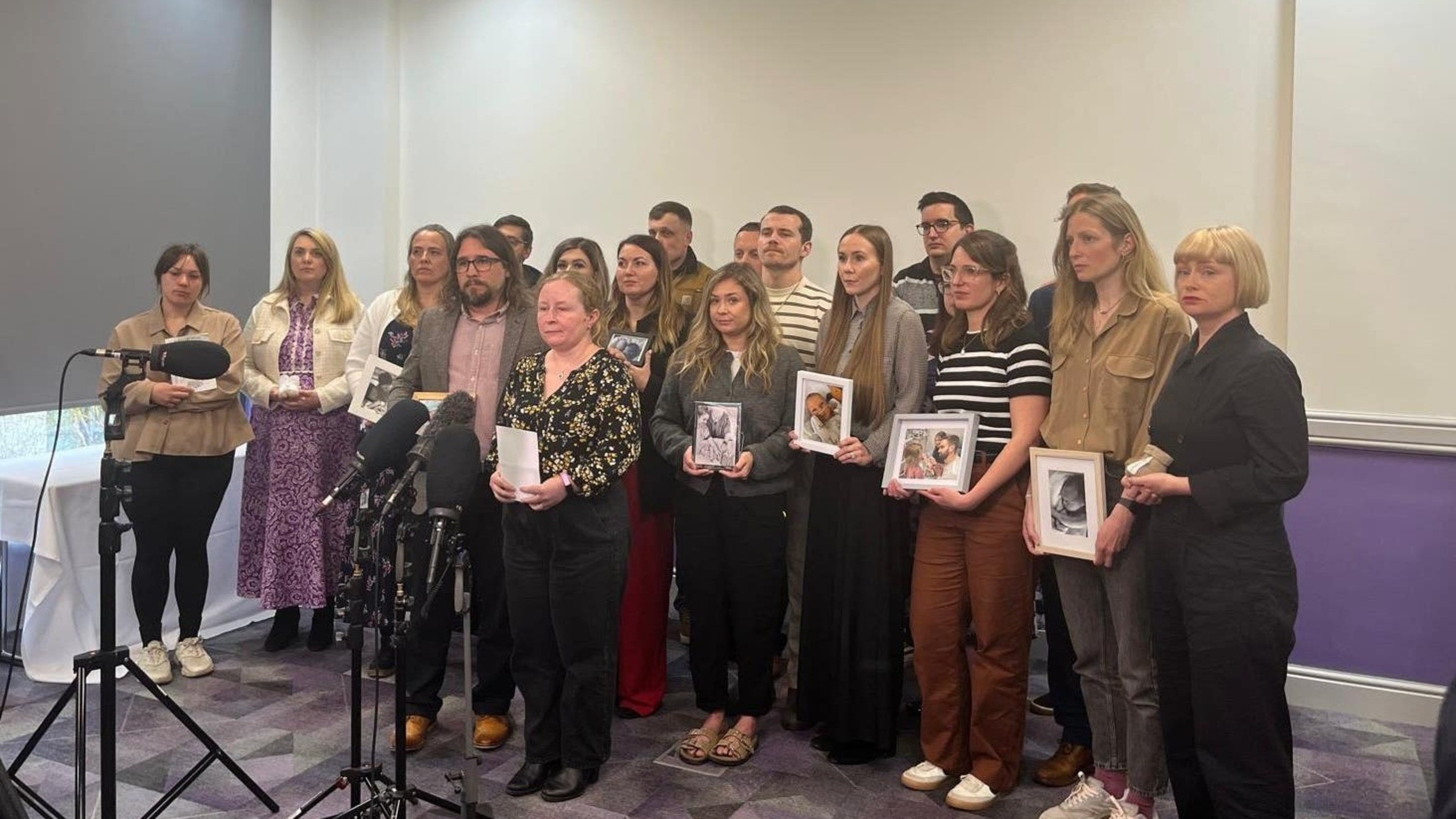 Families welcome review of Sussex maternity care failings